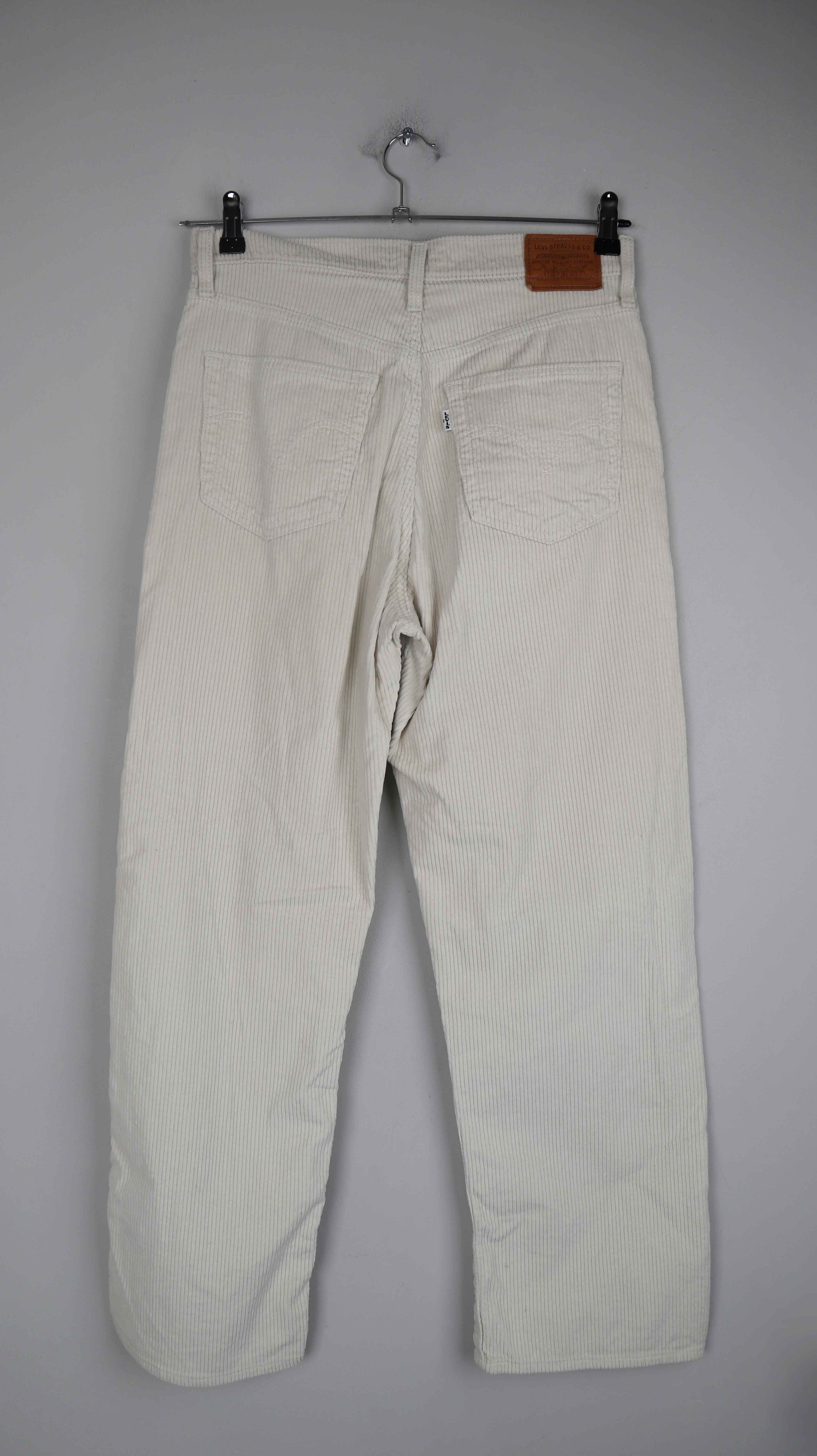 Levis Cordhose Creme Beige Ribcage straight 30 Cord straight leg 38 M