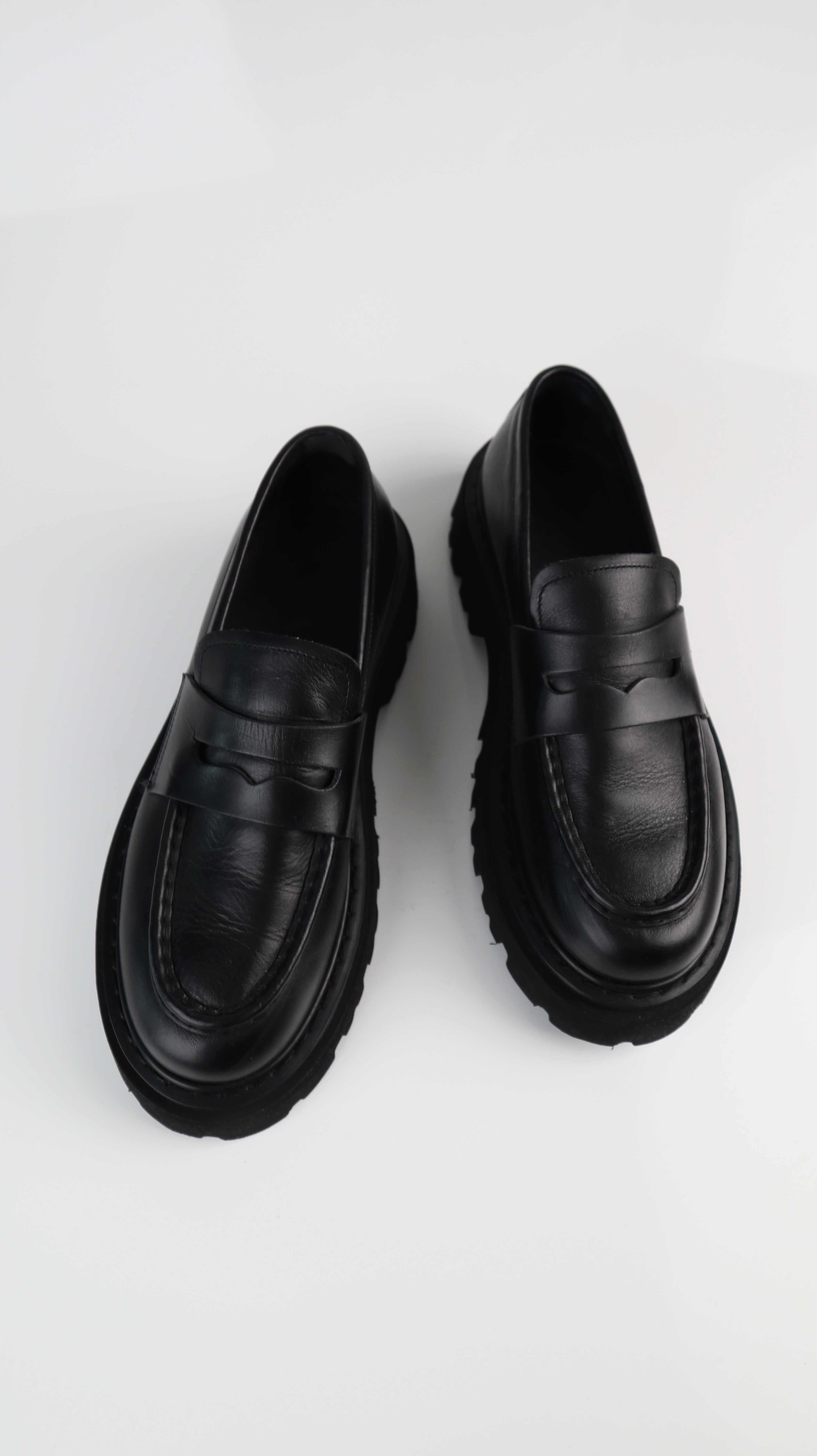 Closed Mokassins Schwarz 40 Slipper Loafer Chunky Halbschuhe