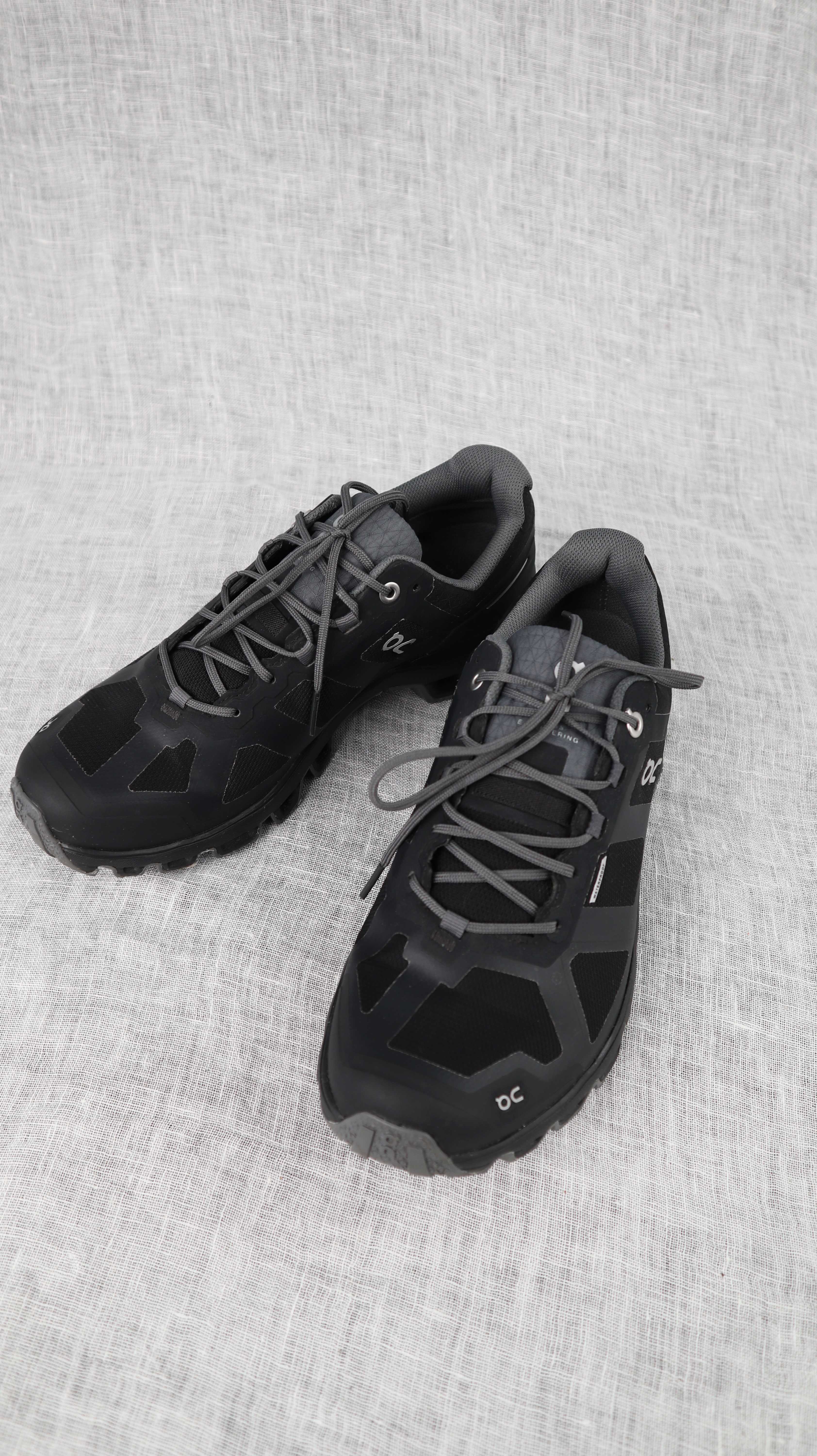 On running Sneaker Turnschuhe 39 Cloudflyer Waterproof Laufschuhe schwarz