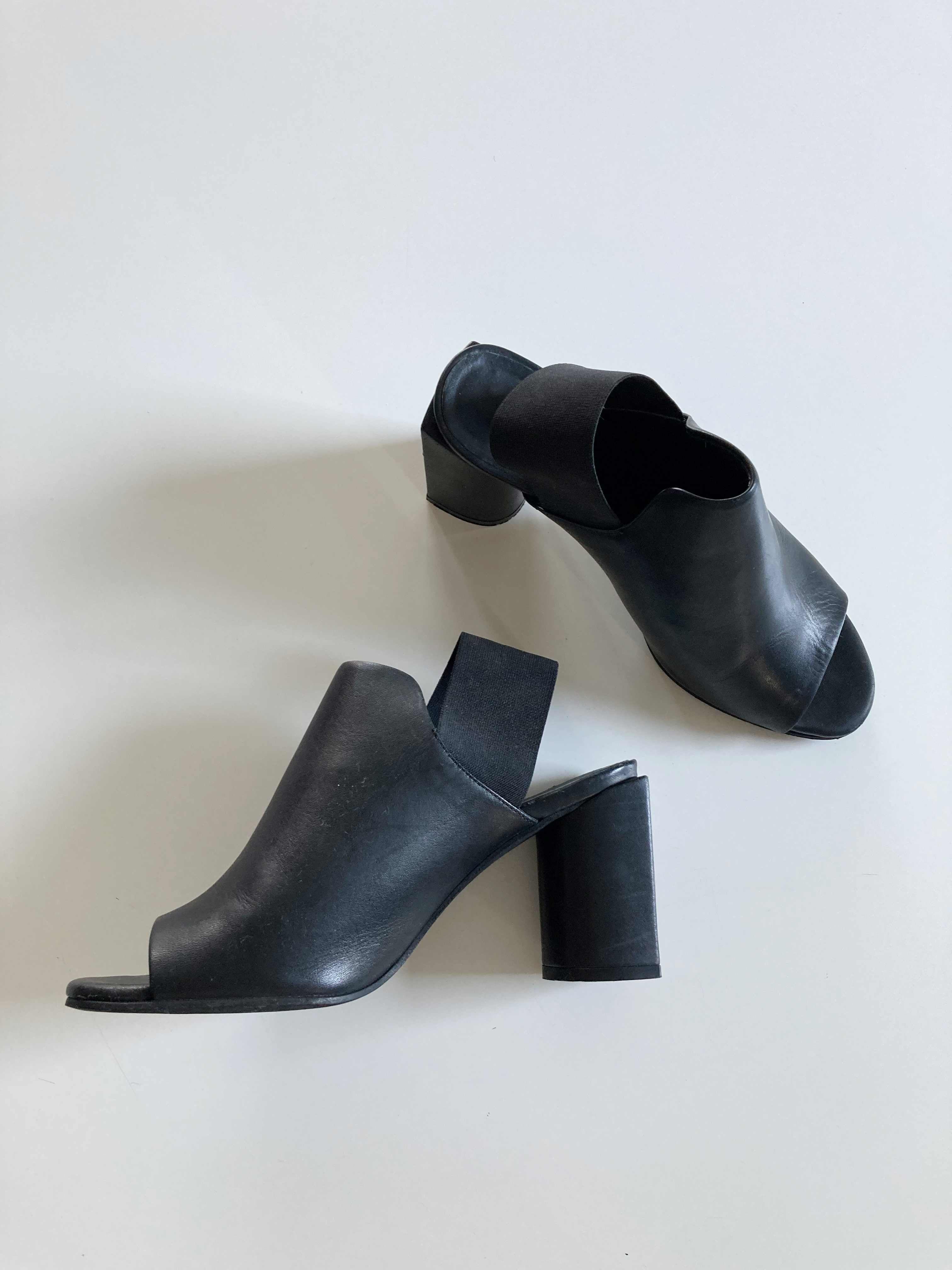 COS Heels Pumps Schwarz 39 Lederschuhe Absatz minimalist Absatzschuhe