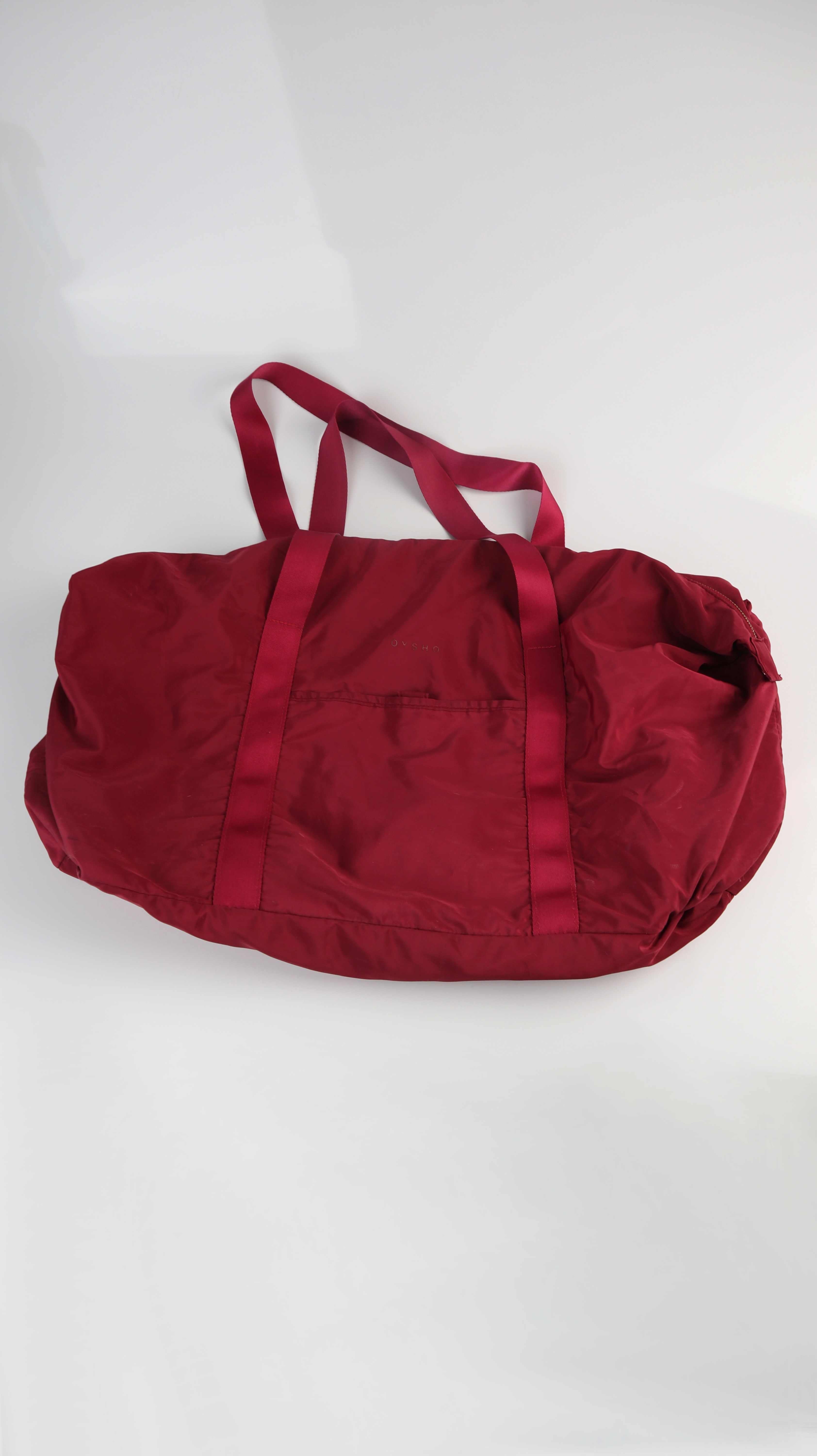 Oysho Tasche Schultertasche Tragetasche Sporttasche rot bordeaux