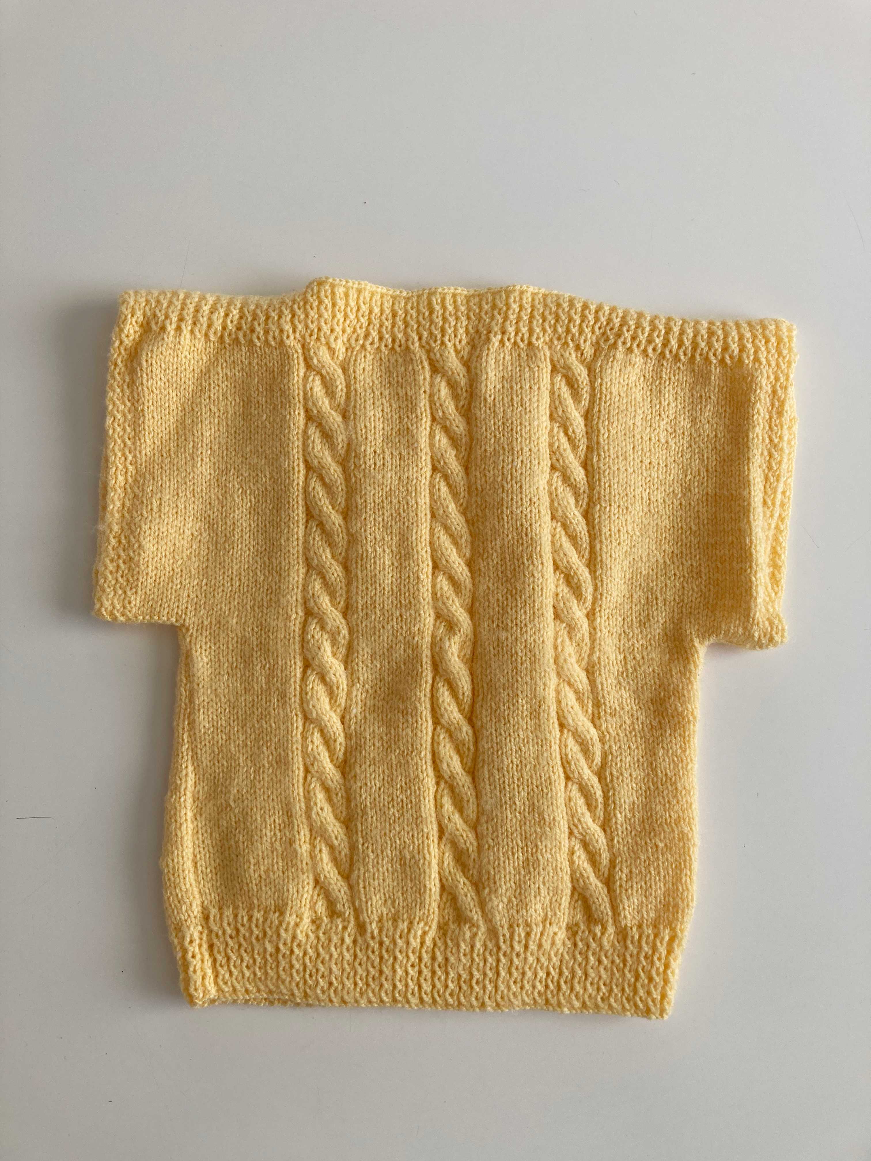 Kinderpullover Babypullover gelb gestrickt Wolle Zopfmuster knit wear