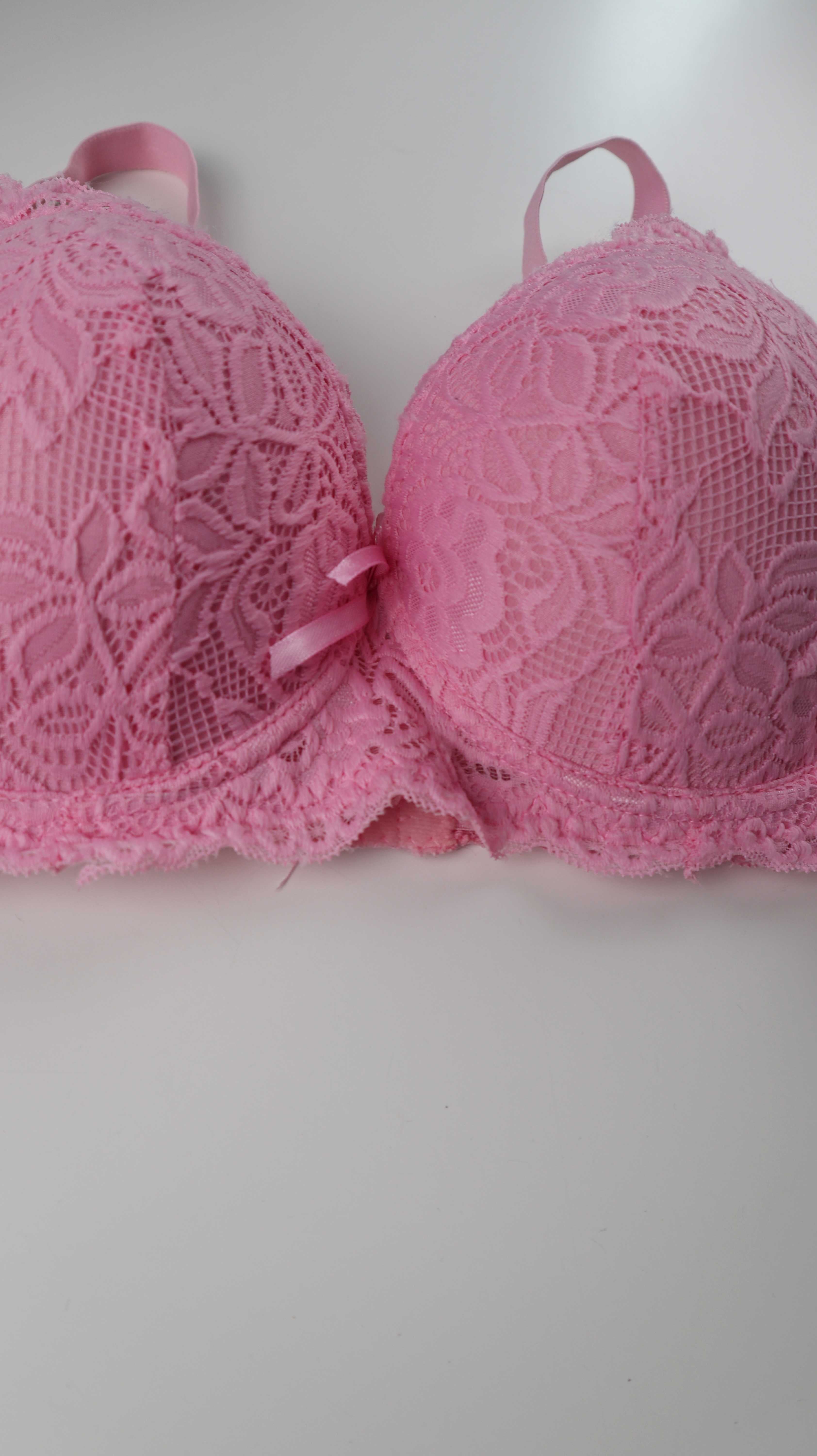 BH Rosa Pink Spitze 90 C Bügelbh Schalenbh