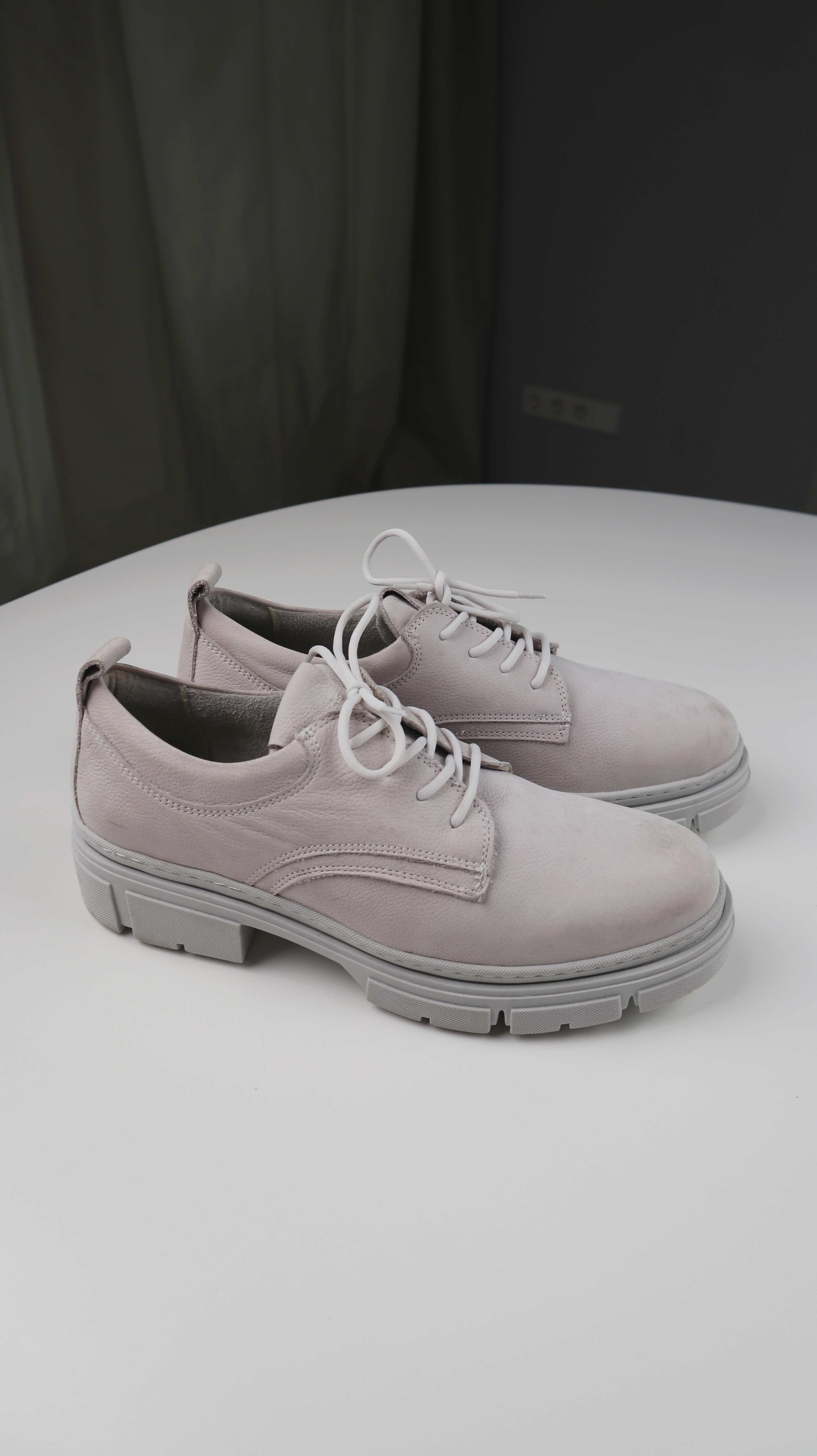 Tamaris Sneaker Grau 42 Halbschuhe Schnürer Leder Lederschuhe