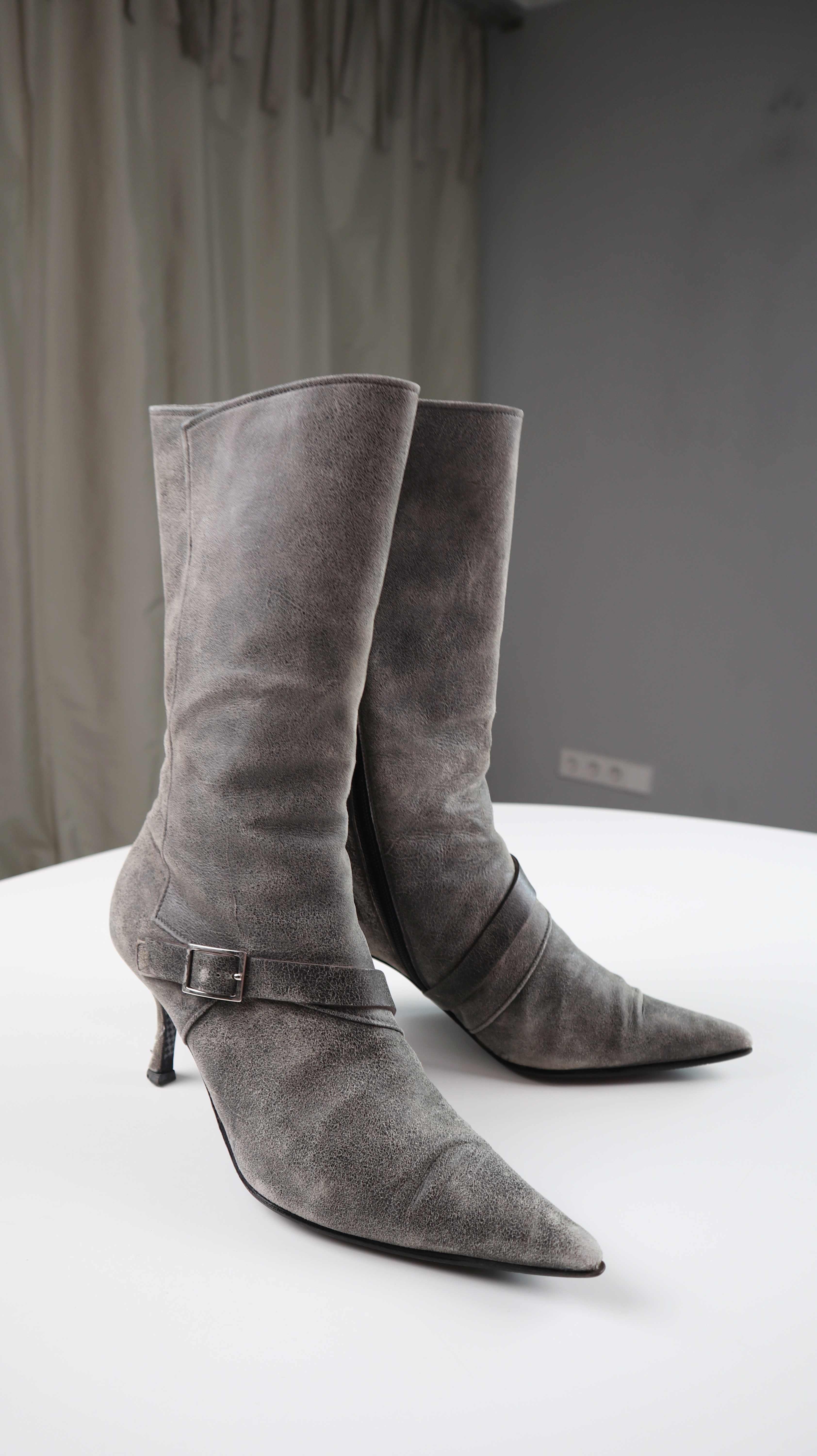 Michel Perry Stiefel 40 Grau Spitz Absatzstiefel Lederstiefel