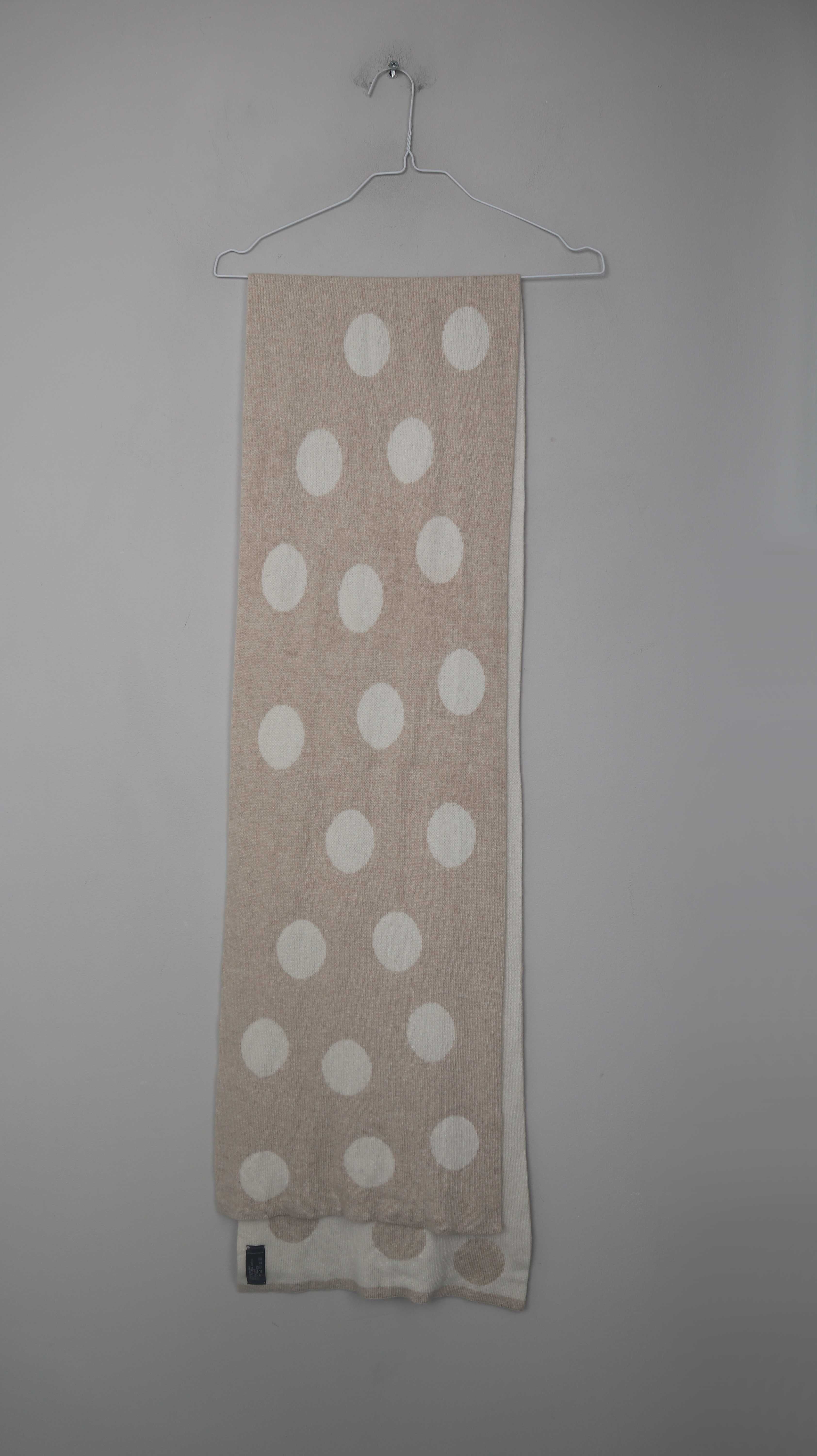 Kurt Kölln Schal Beige Creme weiß Strickschal Wolle Cashmere gepunktet