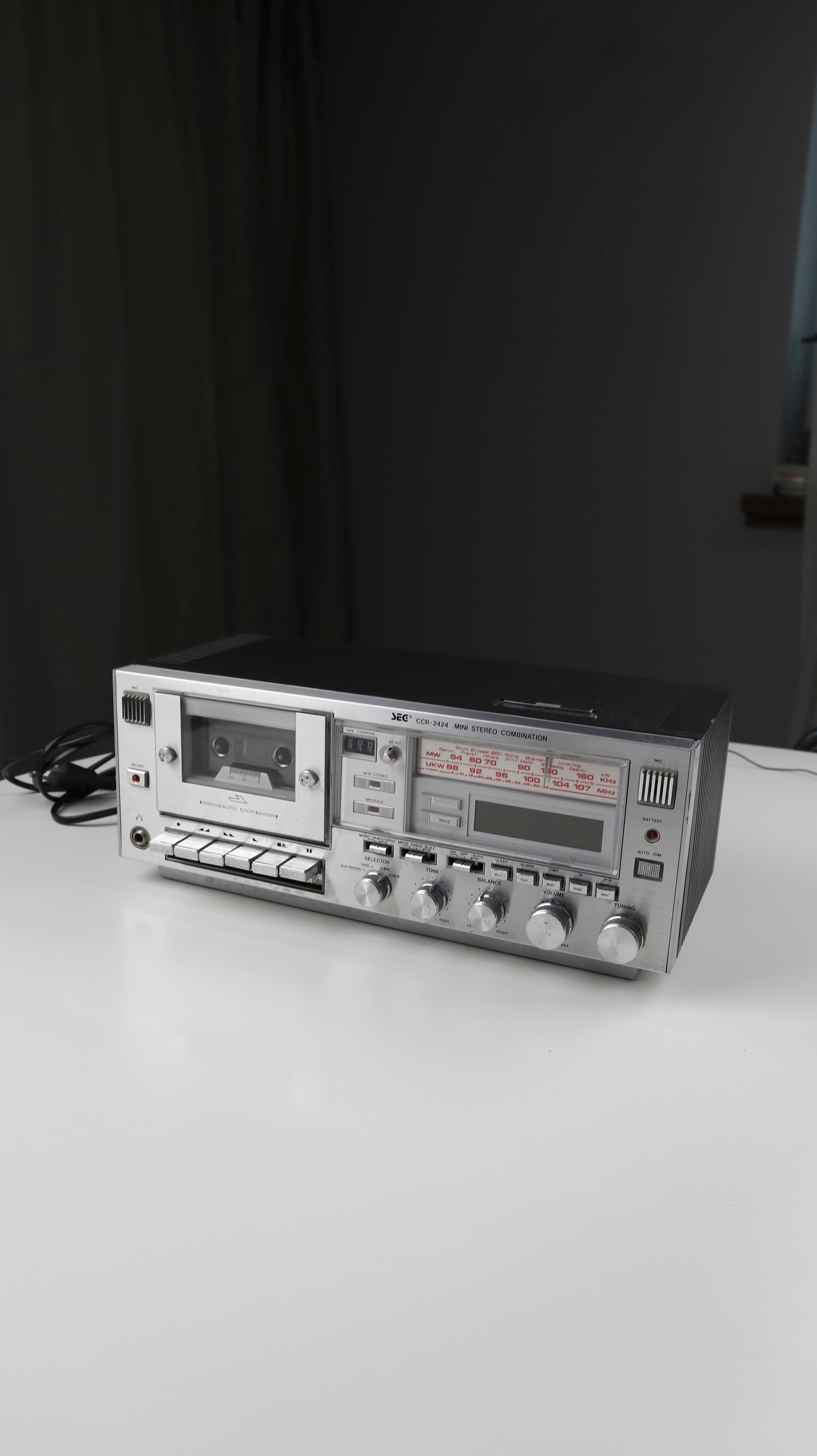 Novex CCR-2424 SEC mini stereo combination Kassettenrekorder Radio