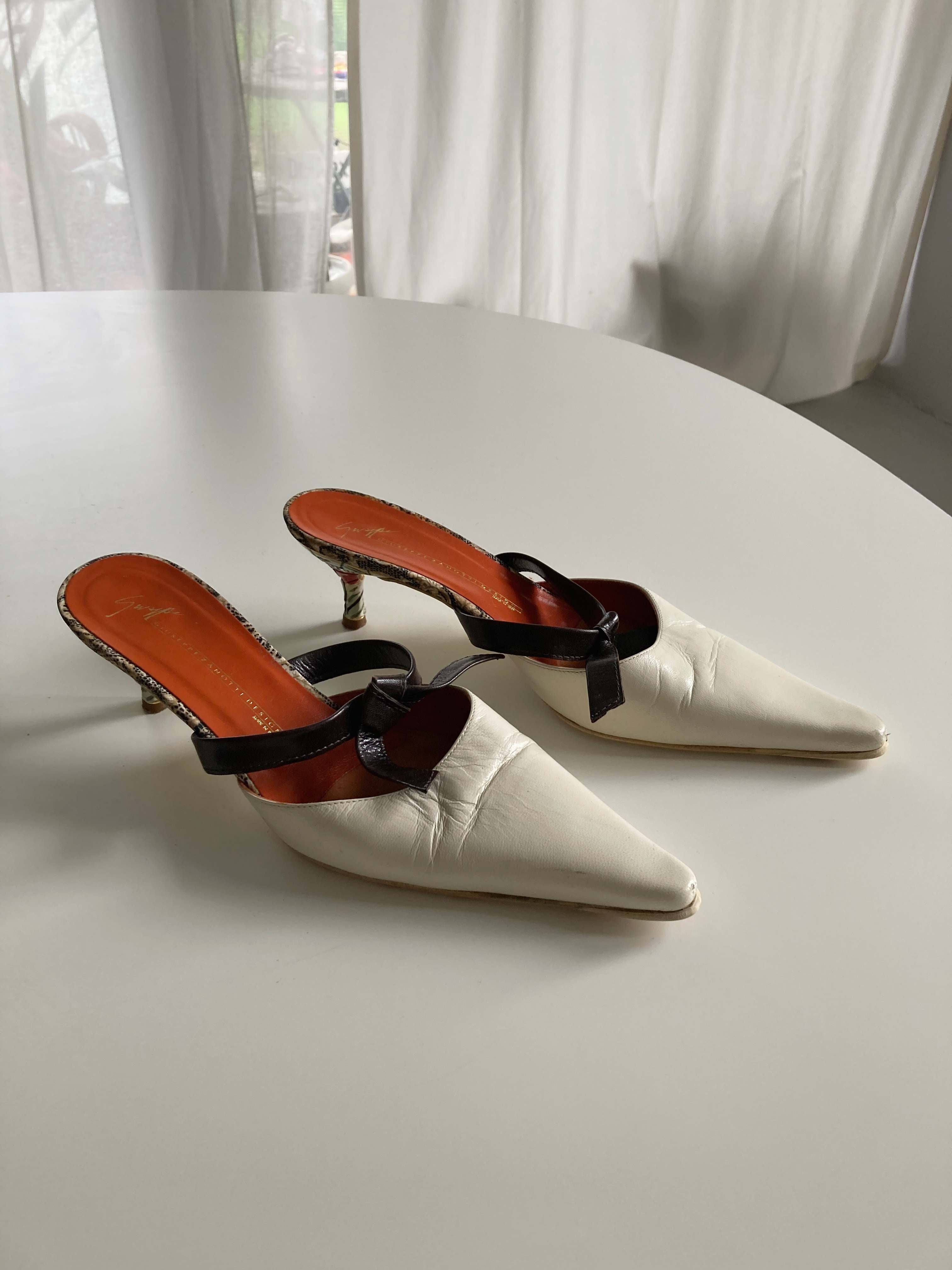 Vicini Slipper Heels Kitten Heels 37,5 spitz Absatzschuhe italienisch