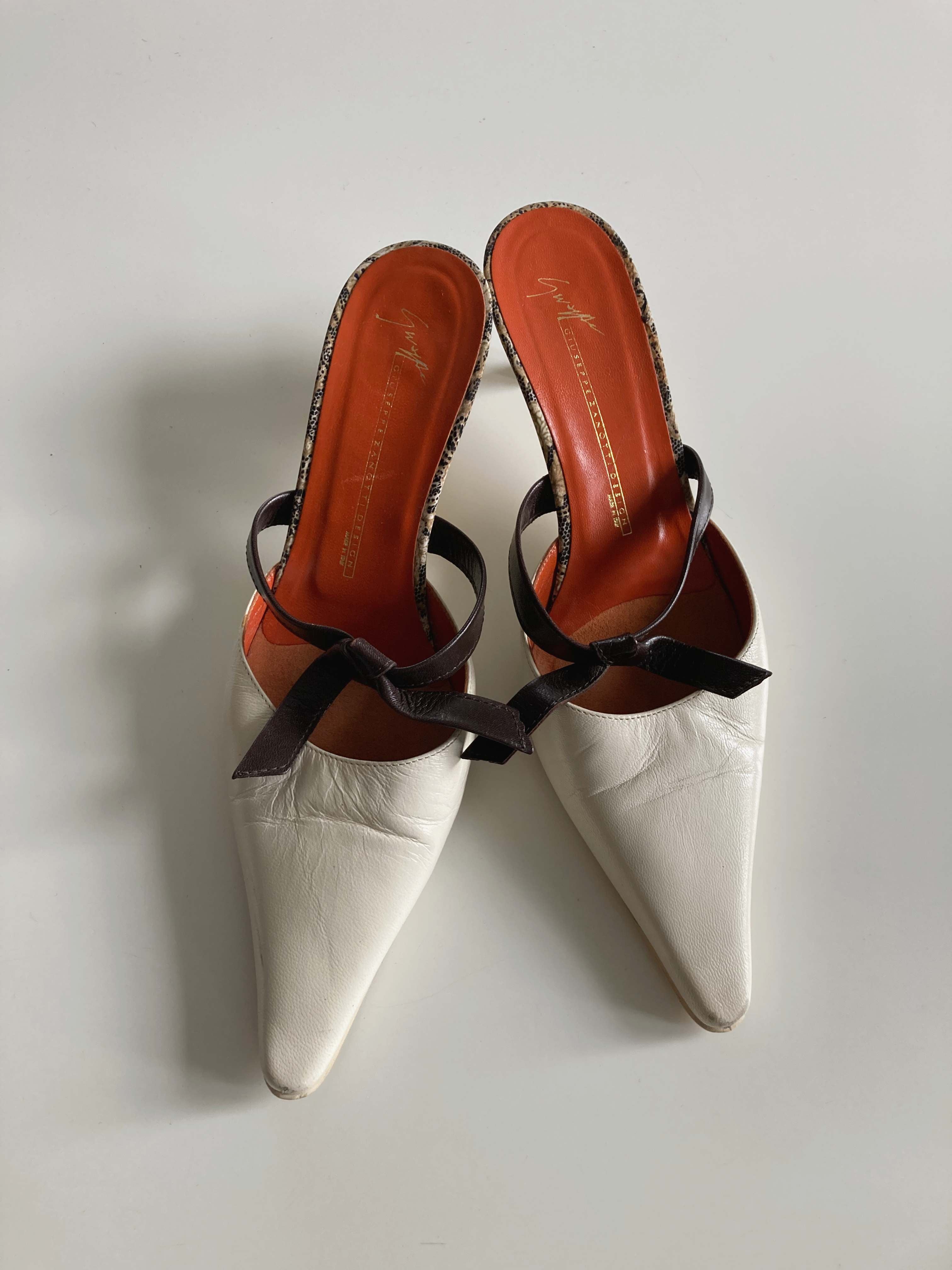 Vicini Slipper Heels Kitten Heels 37,5 spitz Absatzschuhe italienisch