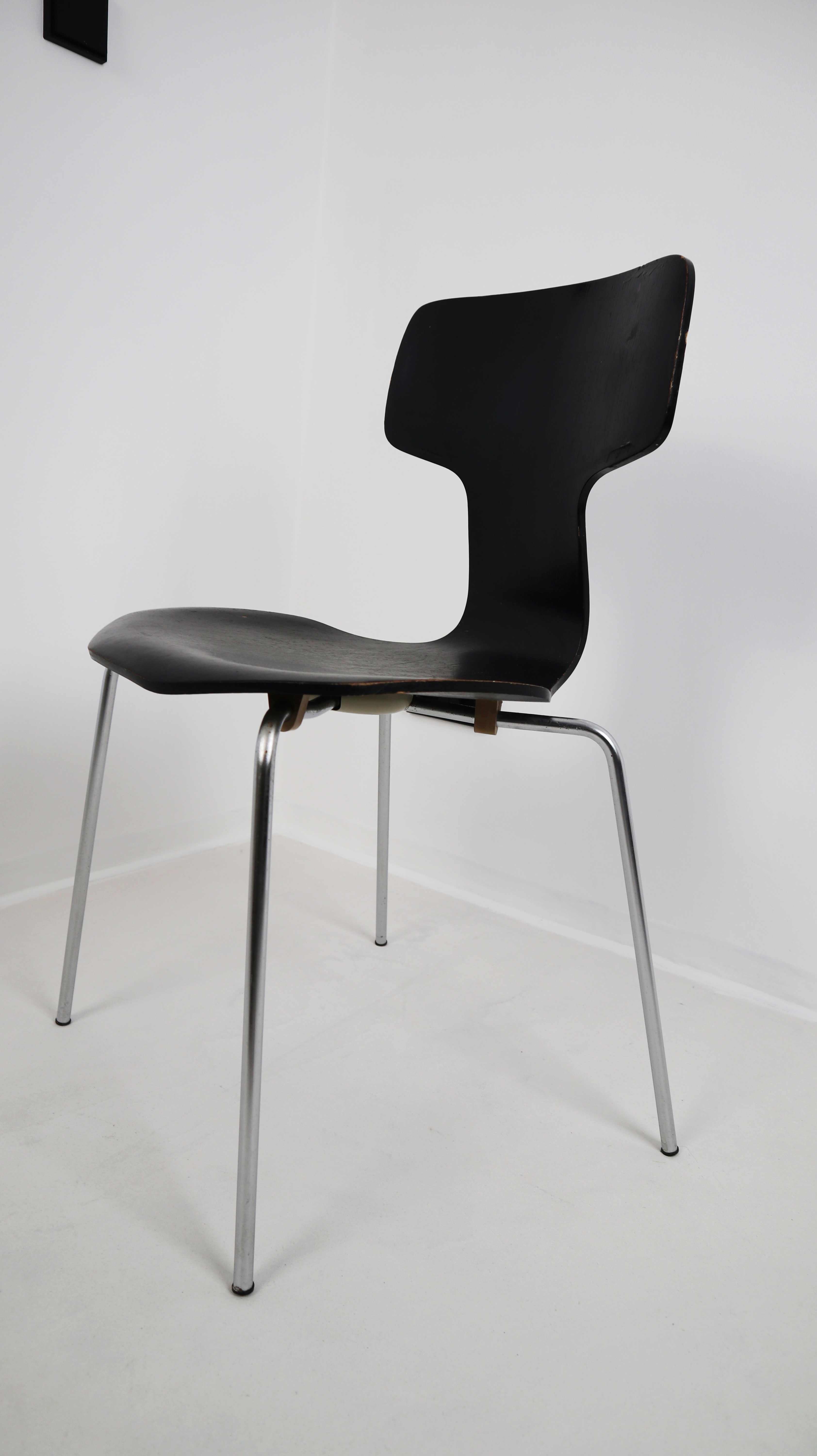 Fritz Hansen 1968 Stühle 4 Stück schwarz Hammer Esszimmerstühle Stuhl Design