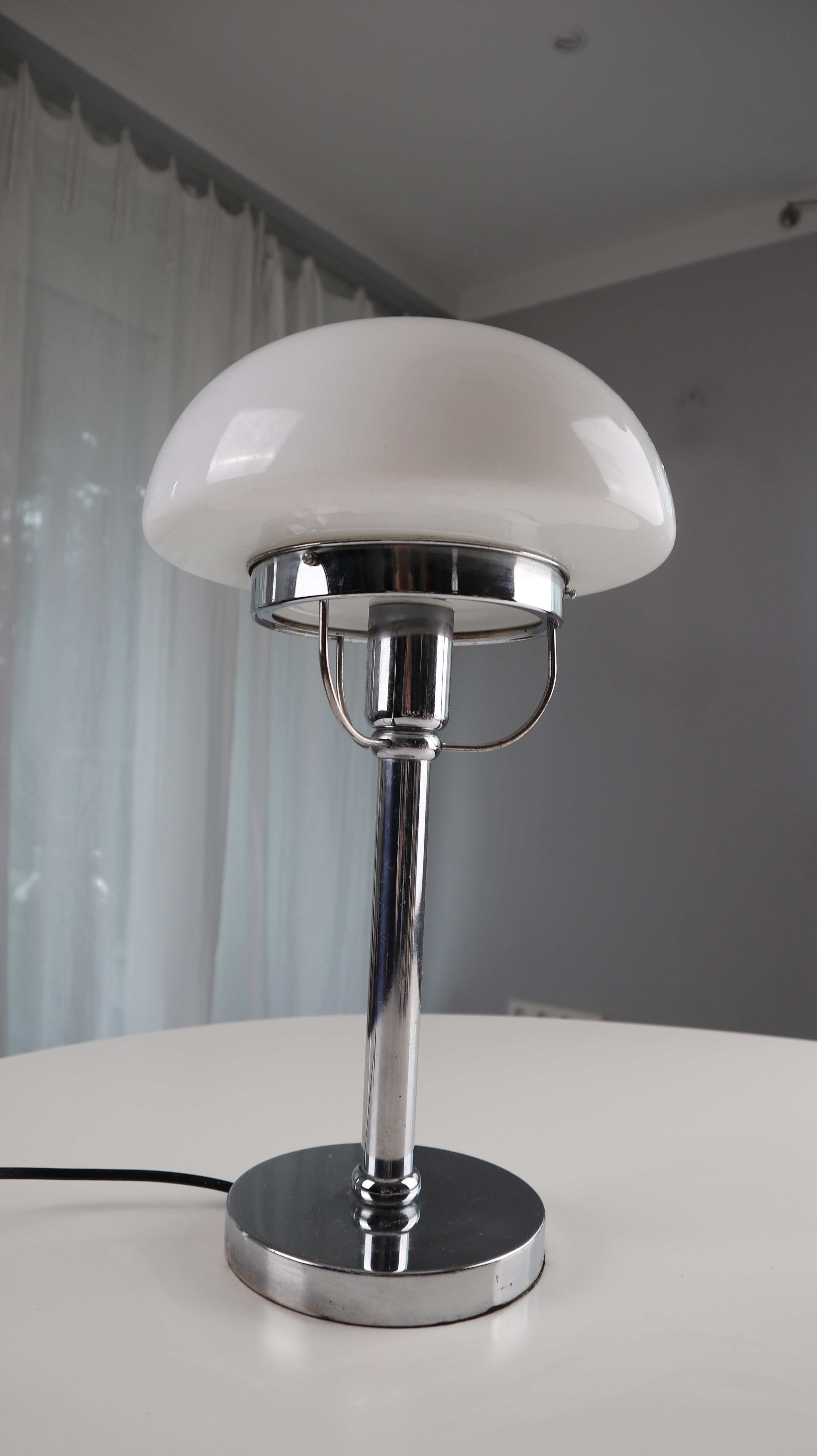 Art Deco Tischlampe Lampe weiß Chrom Silber Akzentlampe