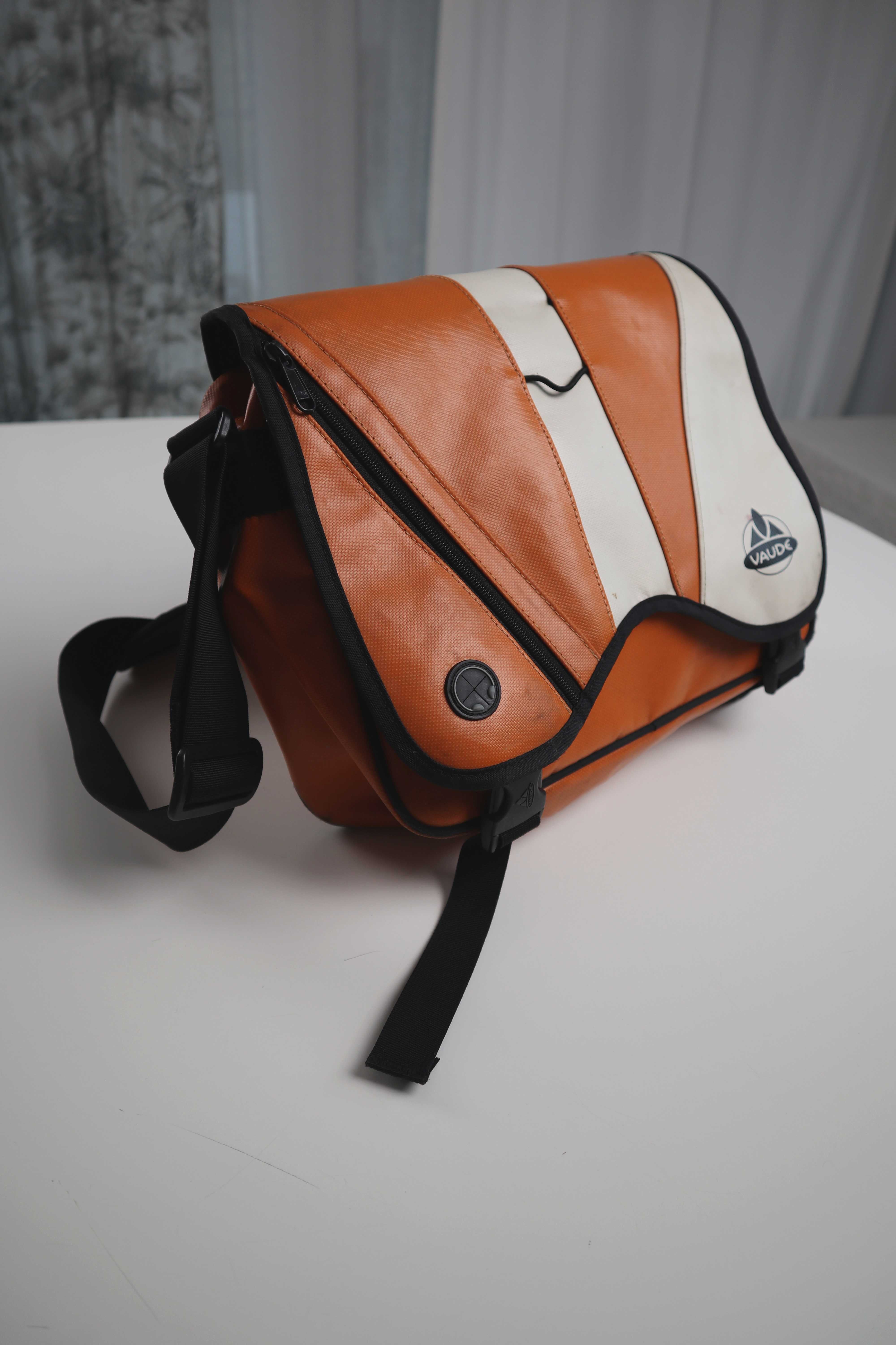 Vaude Tasche Umhängetasche Planentasche Orange Weiß Fahrradtasche