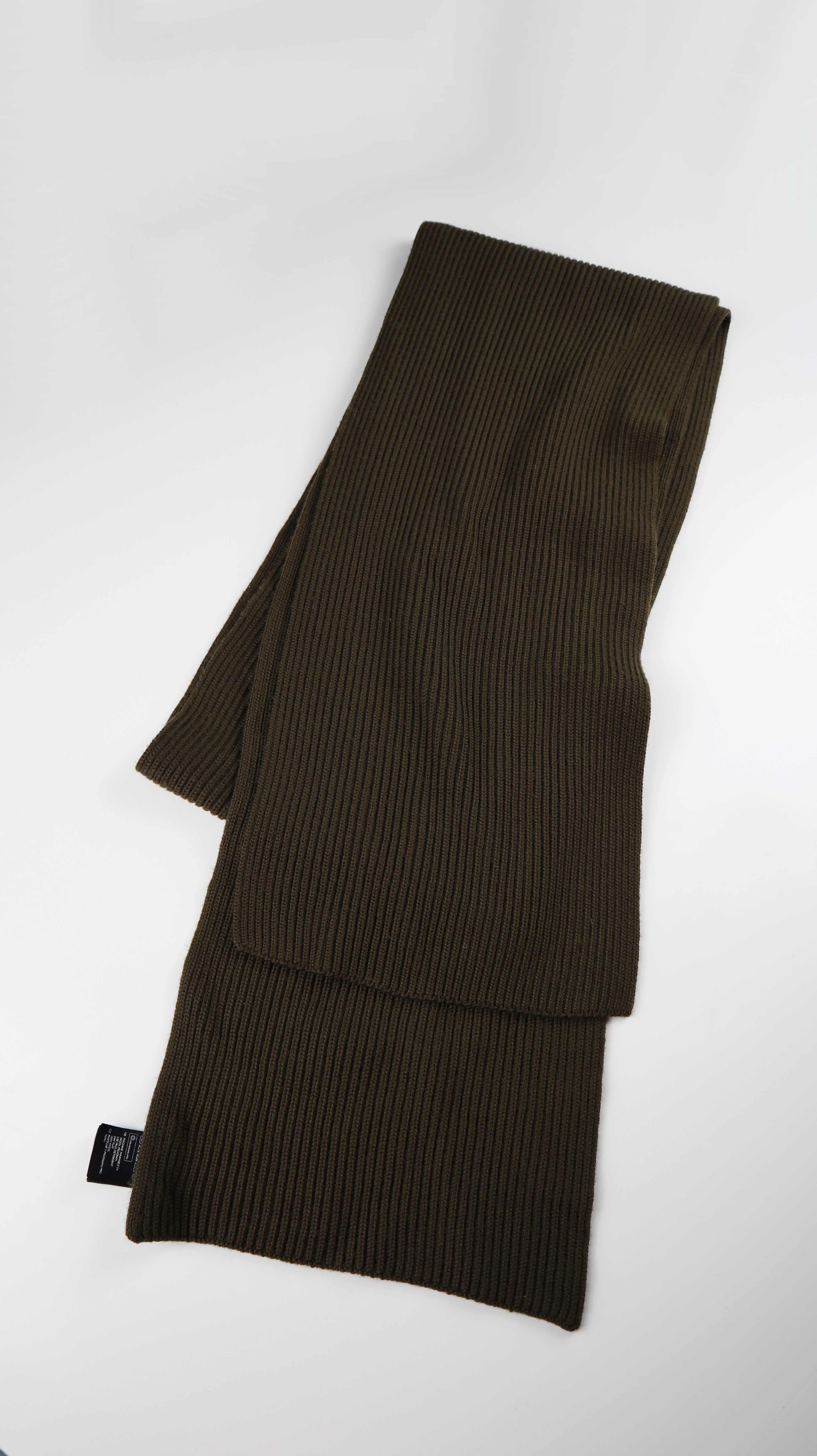 COS Schal Wollschal Strickschal Grün Khaki gestrickt