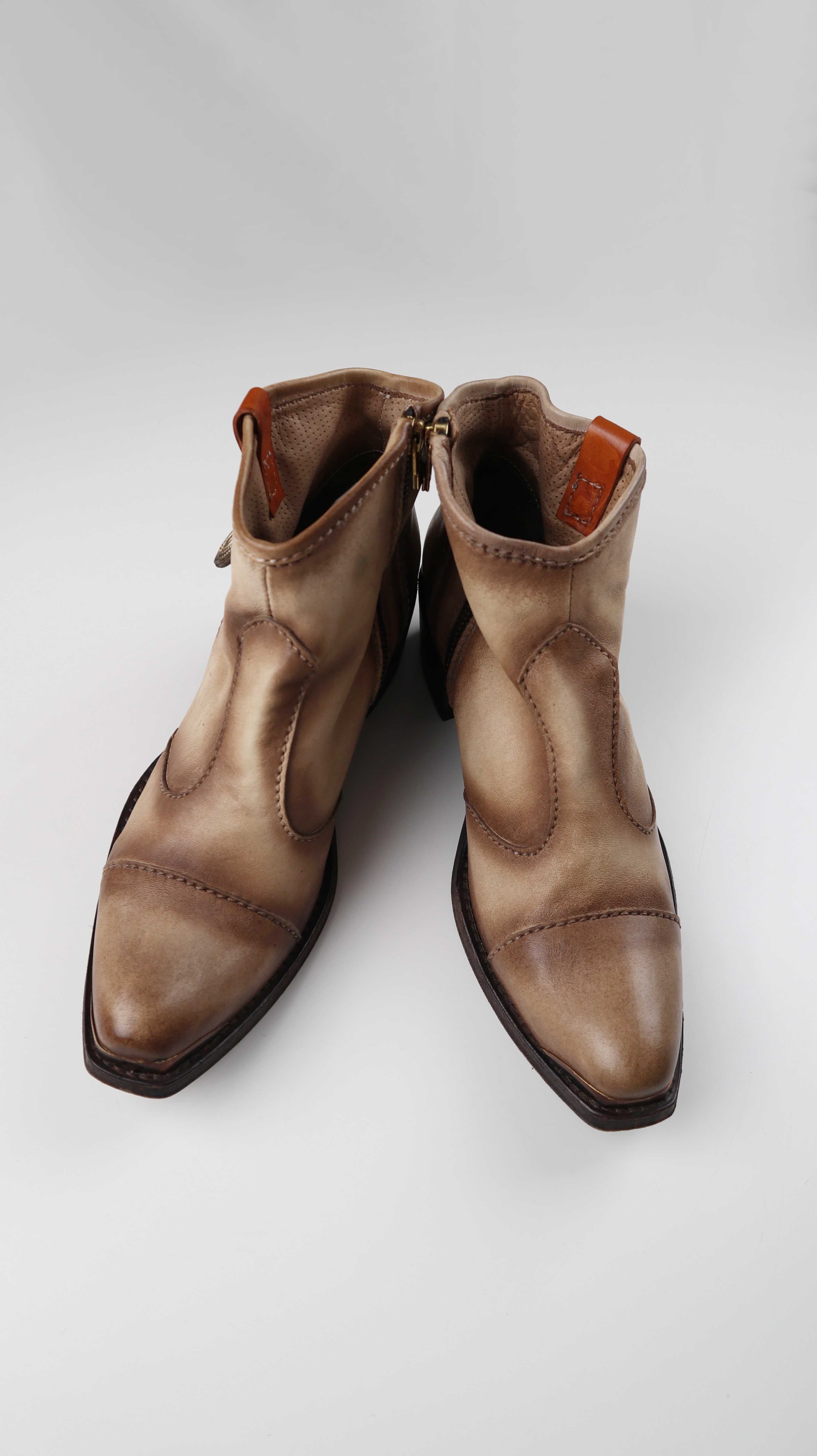 Area Forte Stiefel Stiefeletten 41 braun Cowboystiefel Boots Spitze