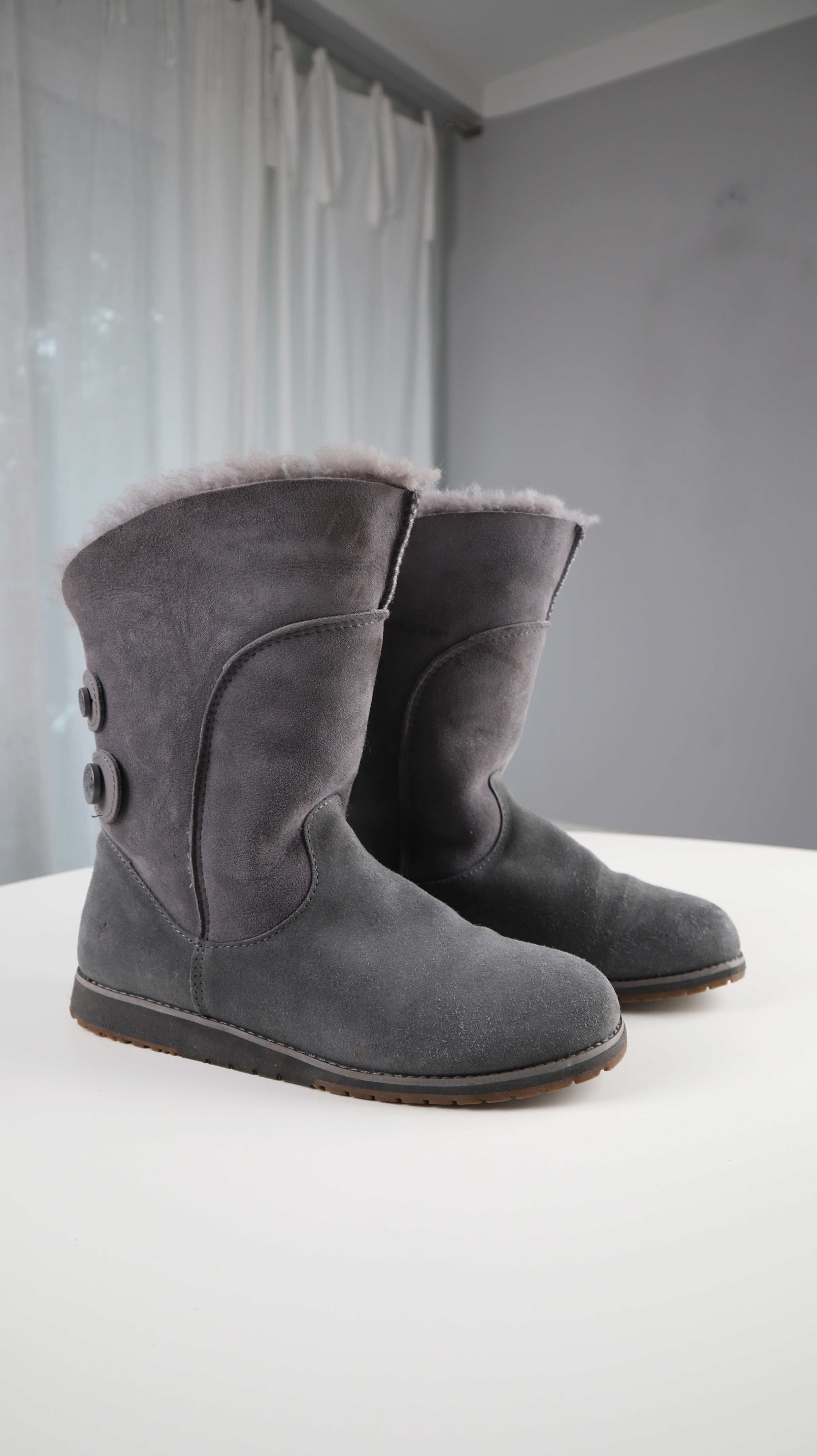 Emu Australia Boots Grau Stiefel 41 Lammfel Lammfellstiefel hoch lang