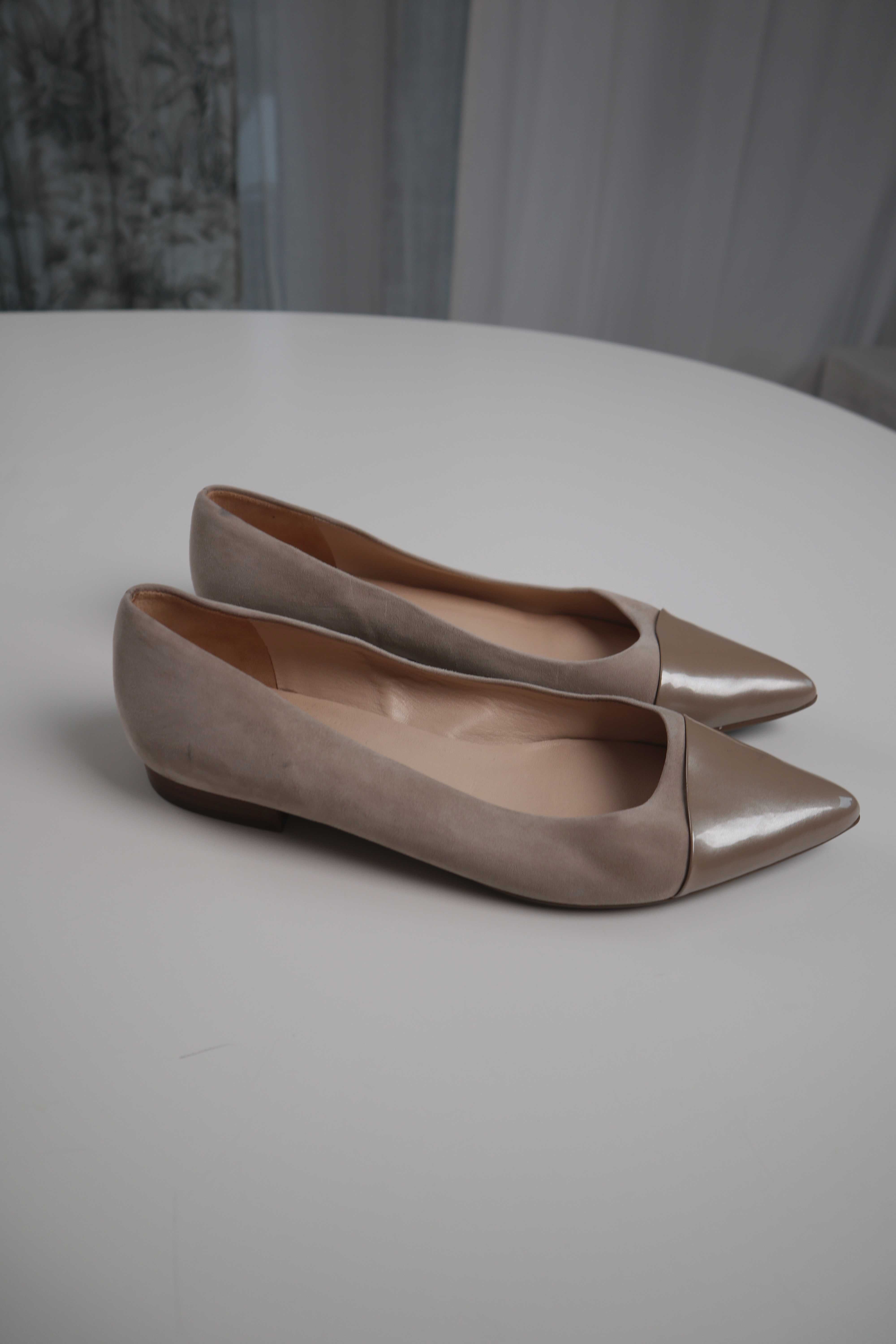 Peter Kaiser Ballerinas Slipper Beige Wildleder Spitz Lackleder 41