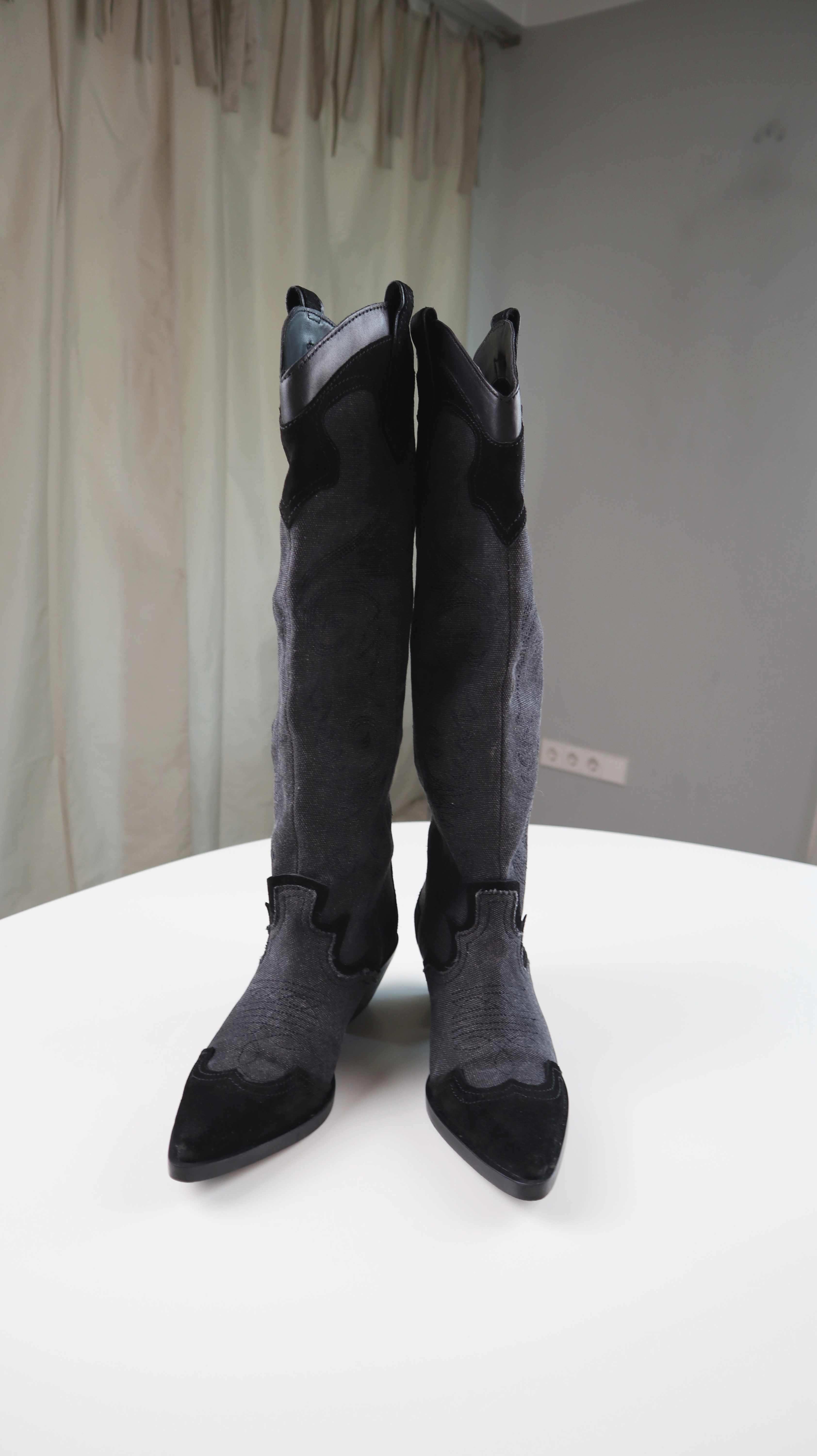 Zara Cowboystiefel in schwarz 39 Stiefel Absatz Wildleder lang