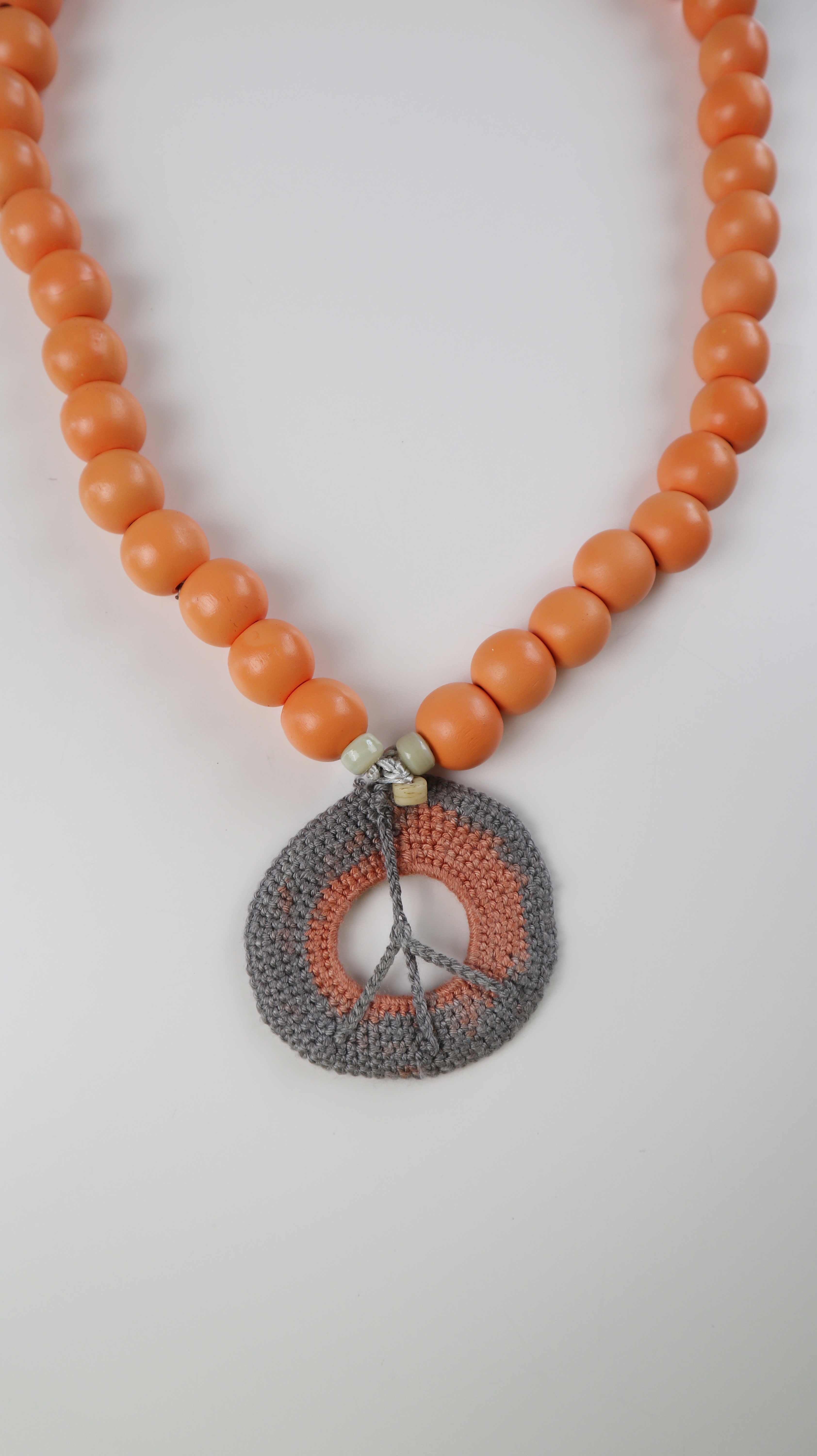 Kette Orange Holz Indisch Holzkette Hippie Peache Frieden