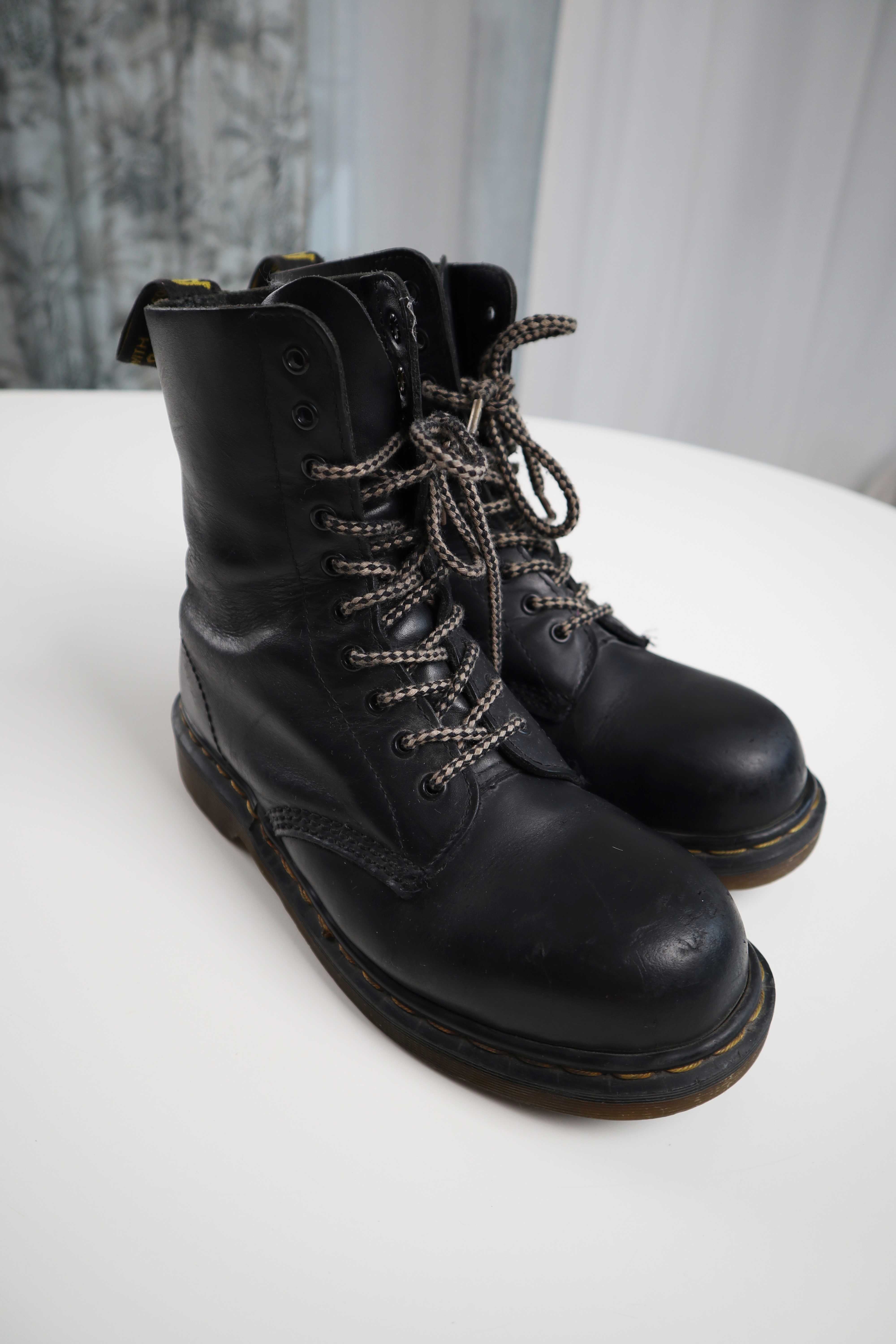Dr. Martens Stiefel Schuhe Schwarz 39 Stahlschutzkappe Stiefeletten Made in England