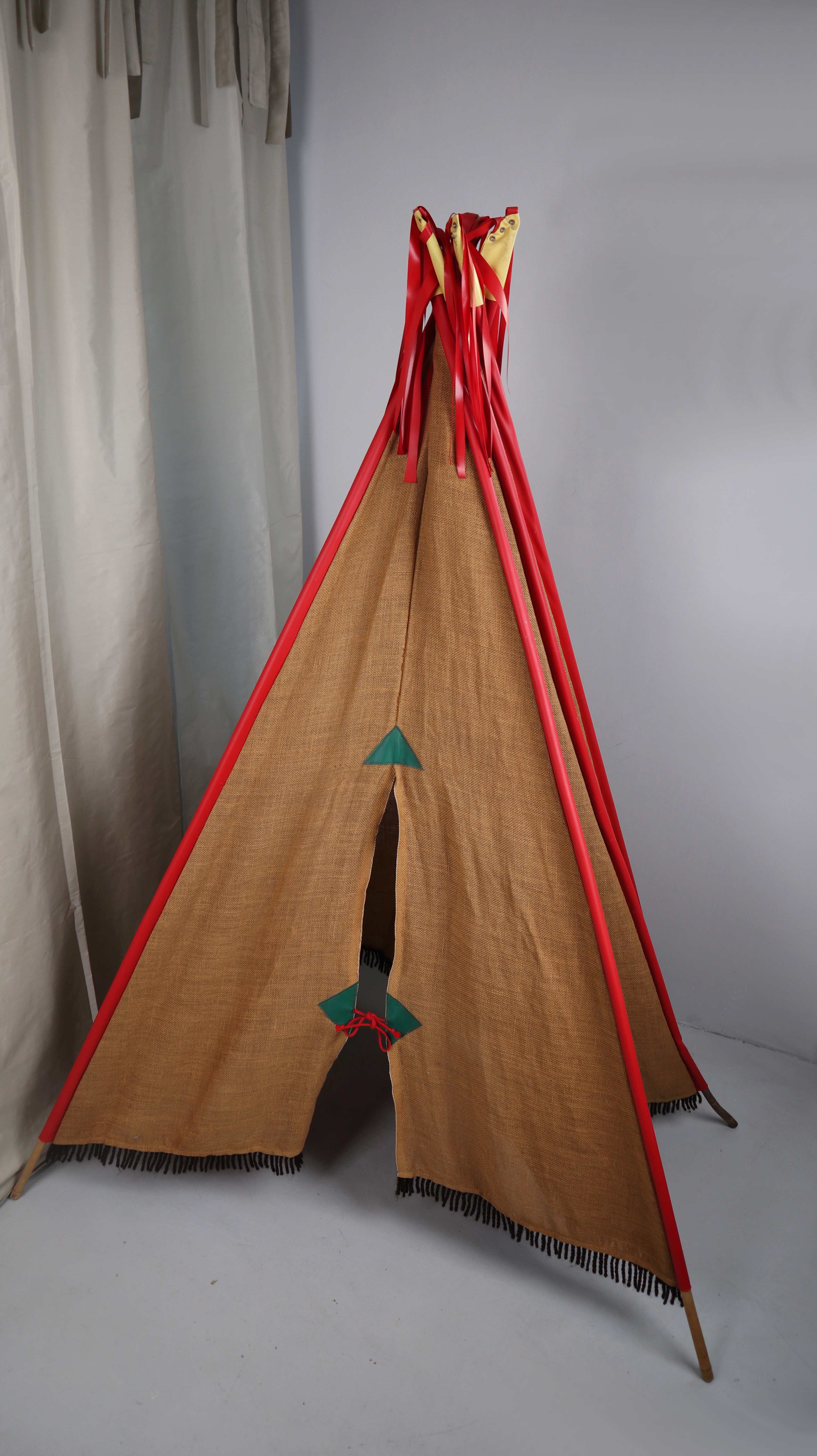 Tipi Spielzelt Indianerzelt Zelt Kinderzelt Stoffzelt braun rot Indianer