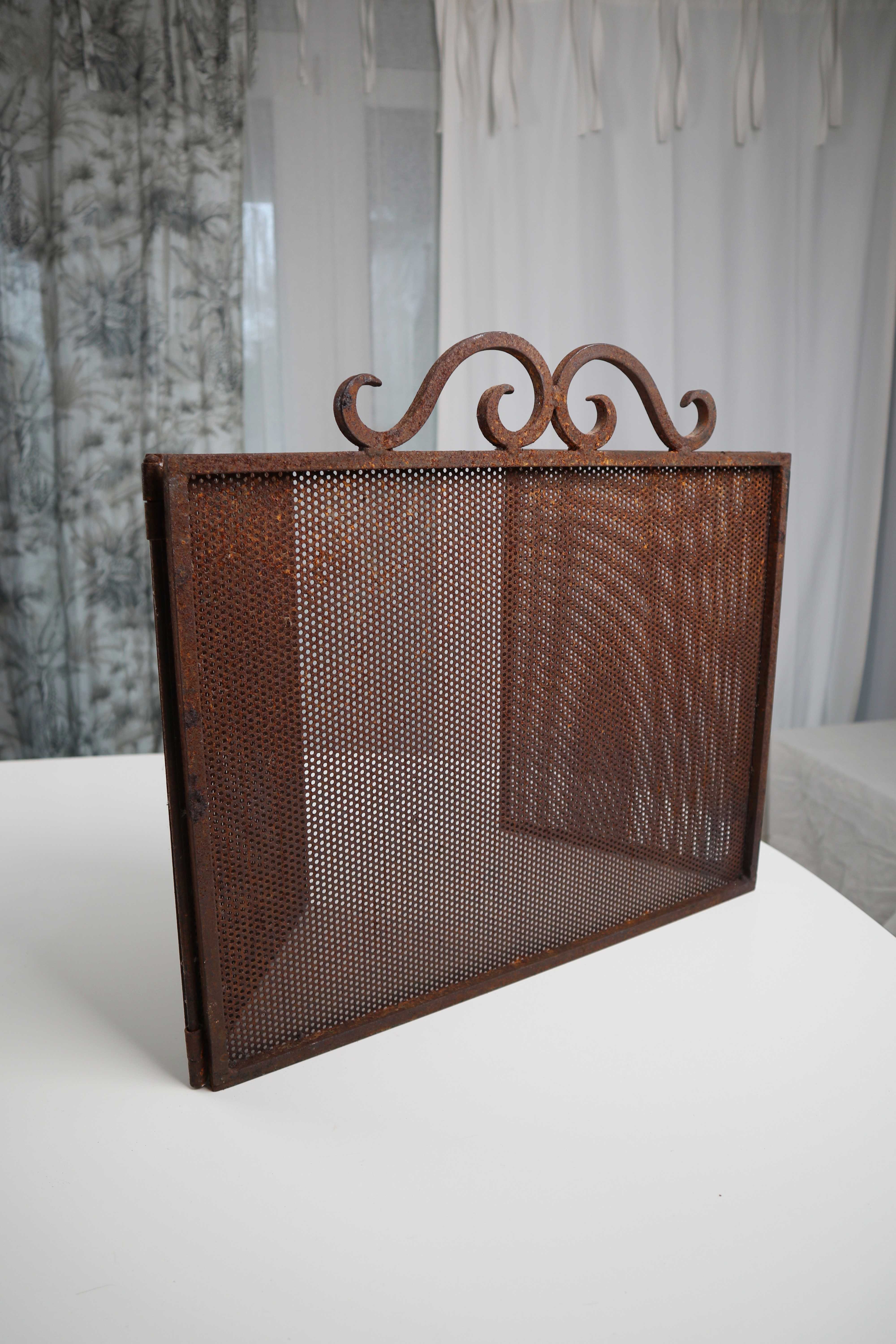 Antikes französisches Ofengitter Shabby Chic Kaminschirm Funkenschutzgitter