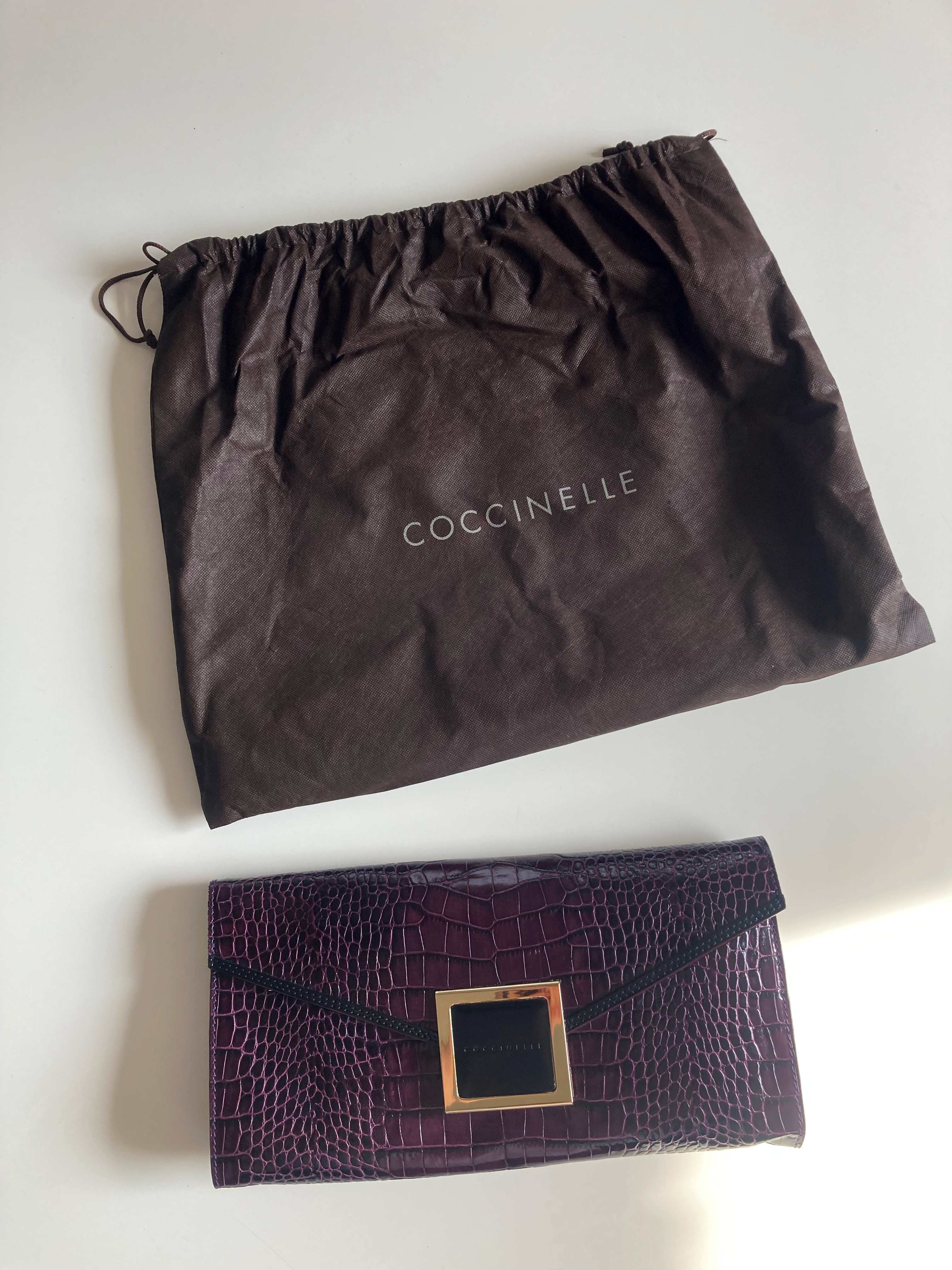 Coccinelle Clutch Tasche Lila Flieder Abendtasche Umhängetasche neu Violett