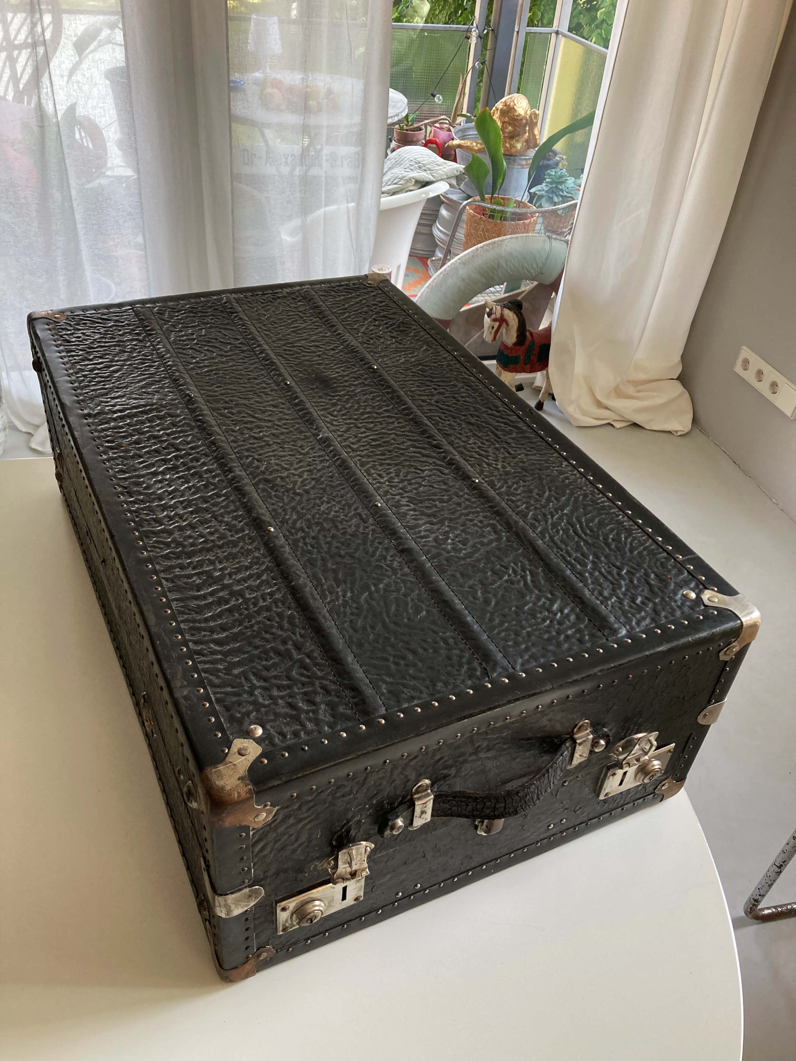 True Vintage Reisekoffer Koffer Lederkoffer groß 20er 30er Antik