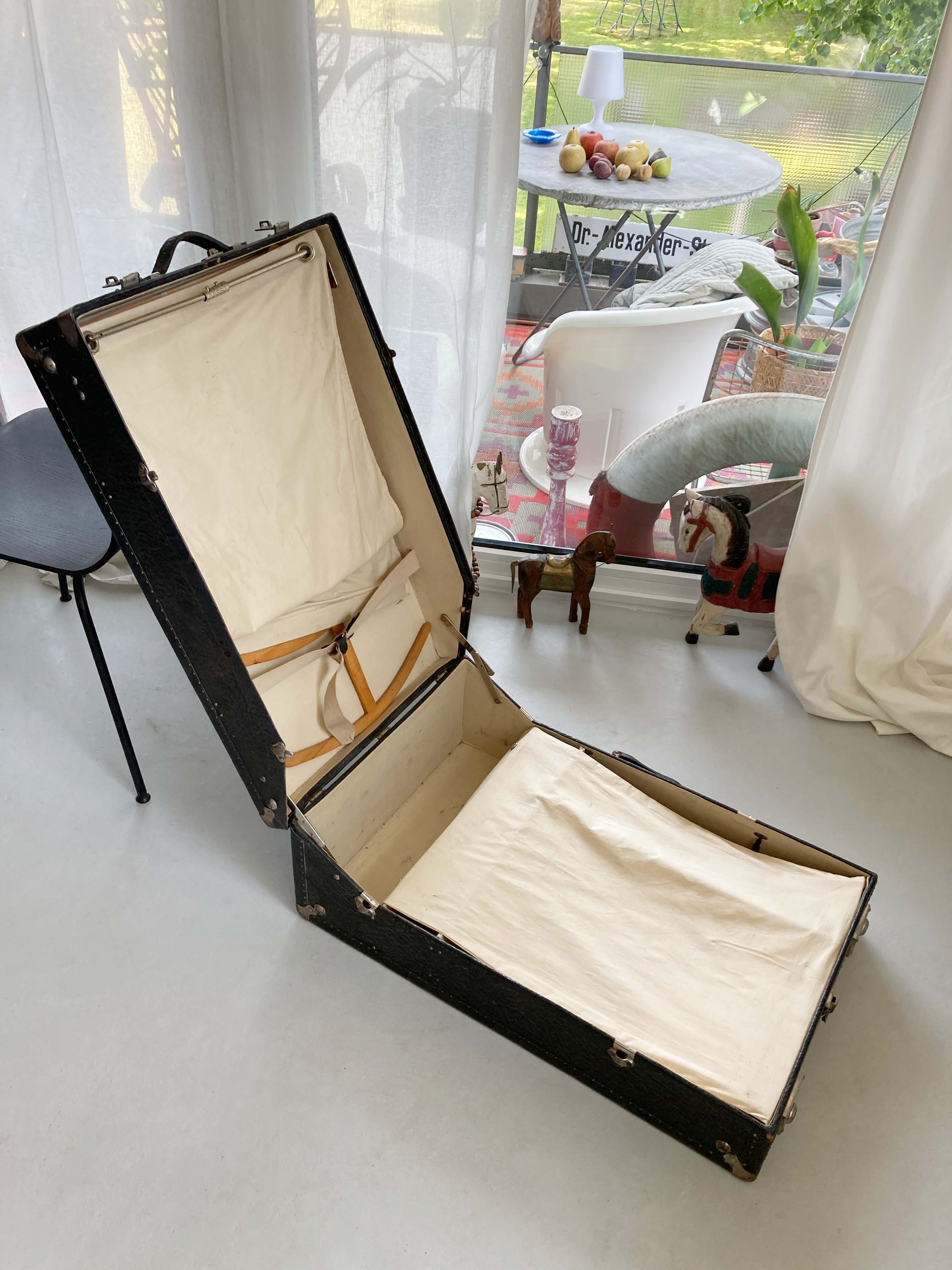 True Vintage Reisekoffer Koffer Lederkoffer groß 20er 30er Antik