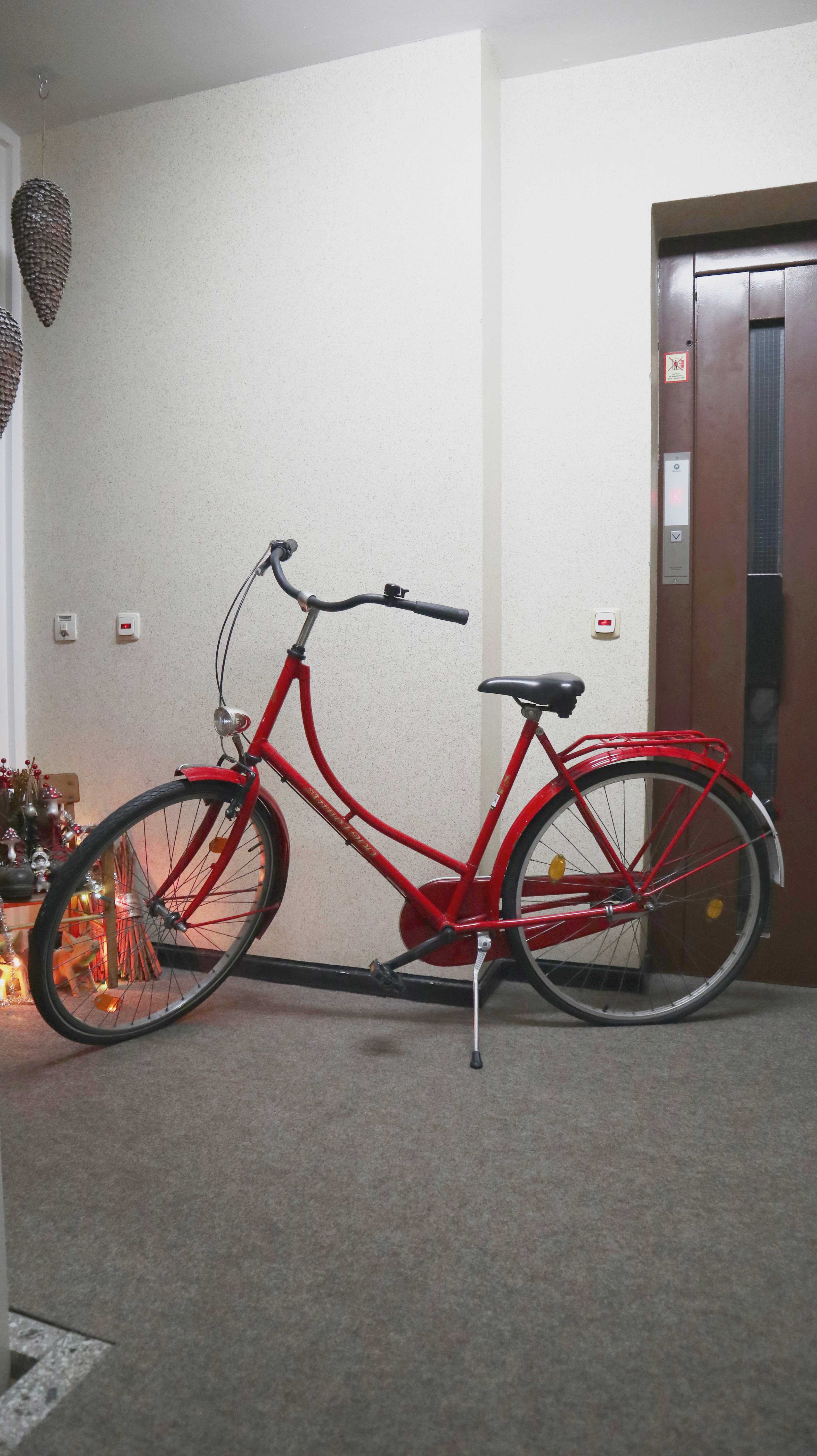 Fahrrad Damenfahrrad Hollandrad rot Nostalgie 28 Zoll Citybike Anno 1900