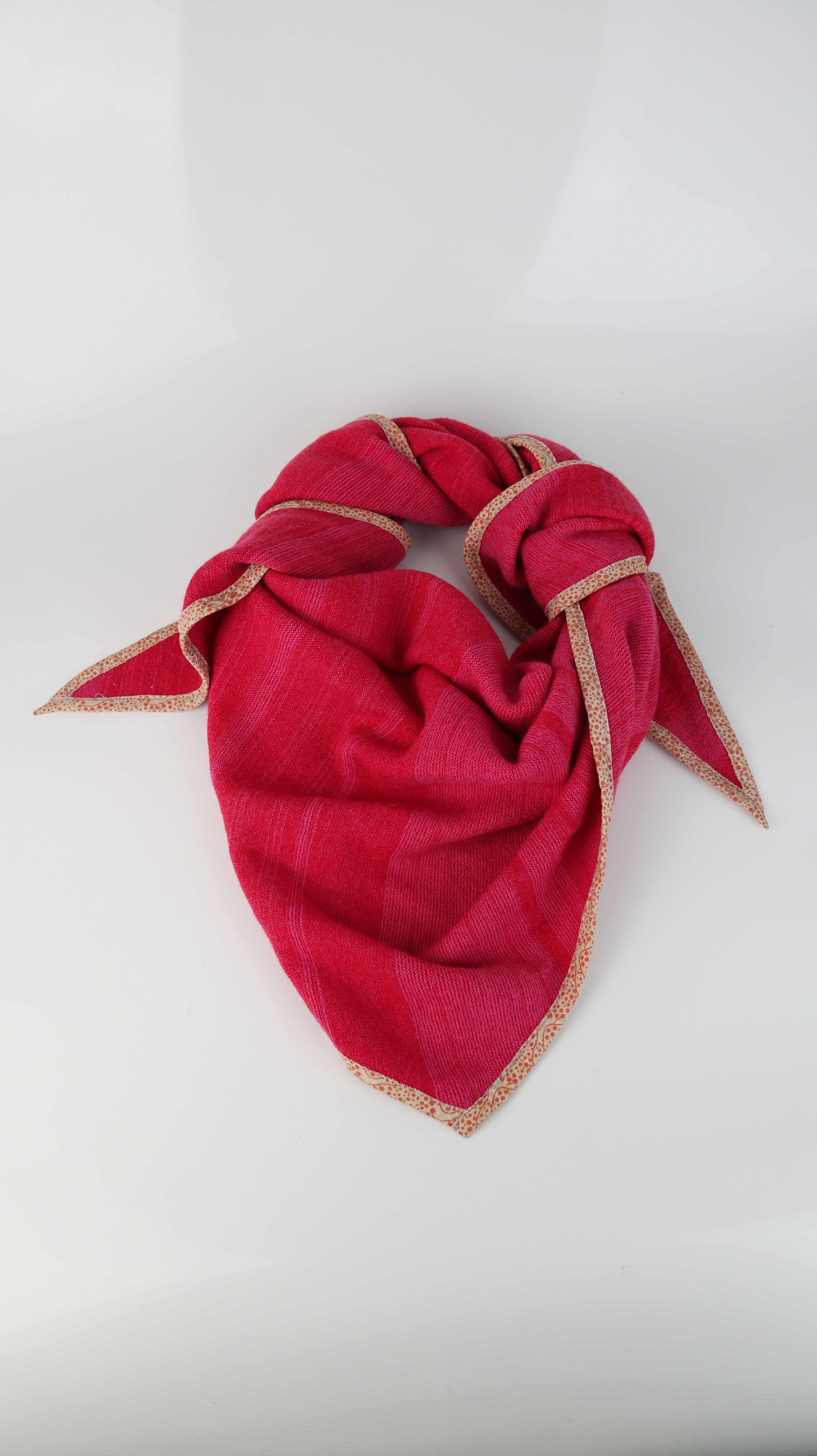 Noa Noa Schal Pink Wollschal Dreieckstuch Fuchsia Rosa Wintertuch