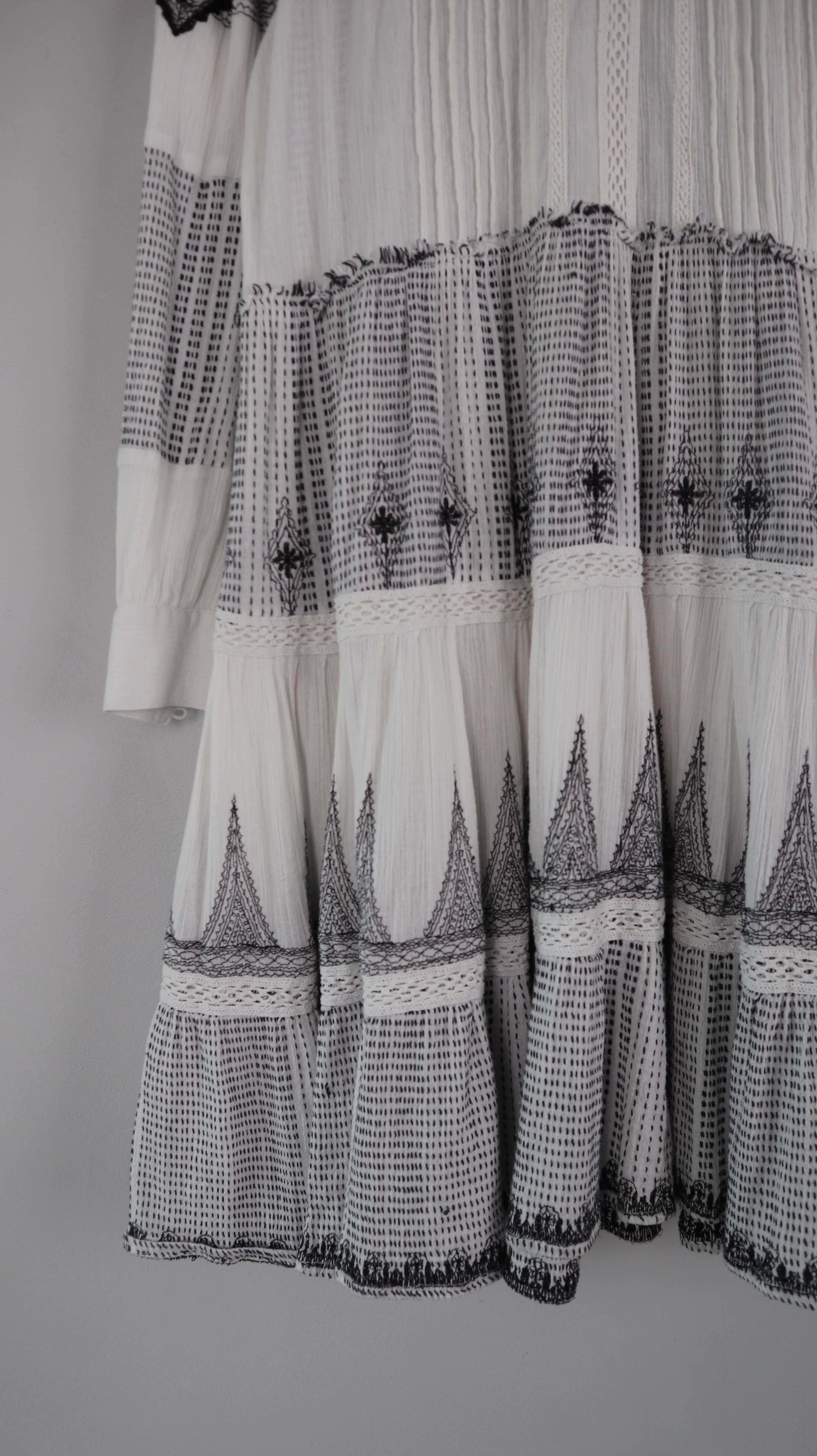 Zara Women Kleid schwarz weiß Midi 36 S Hippie Bohemian