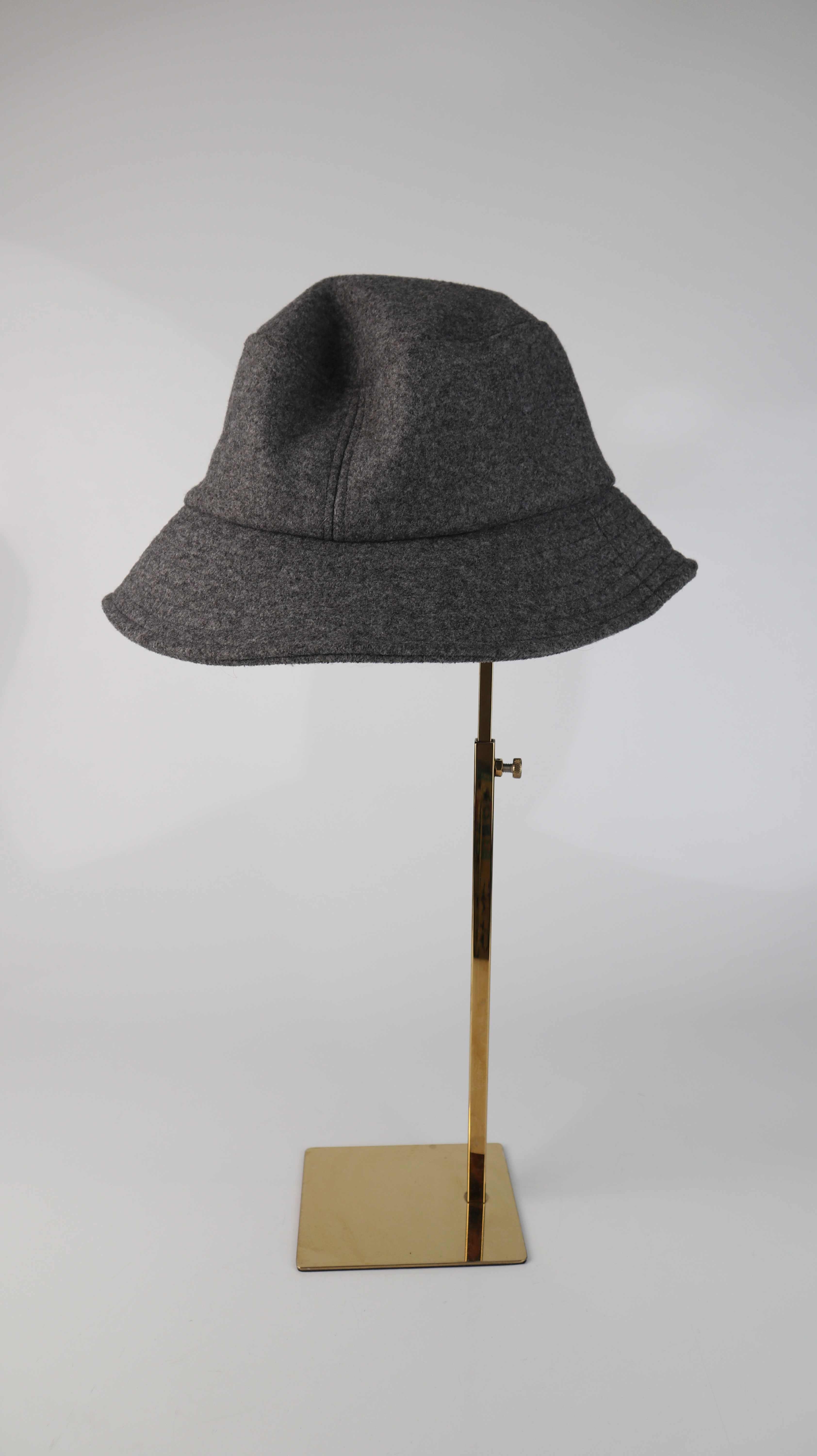 Zara Hut Grau M Beanie Fischerhut