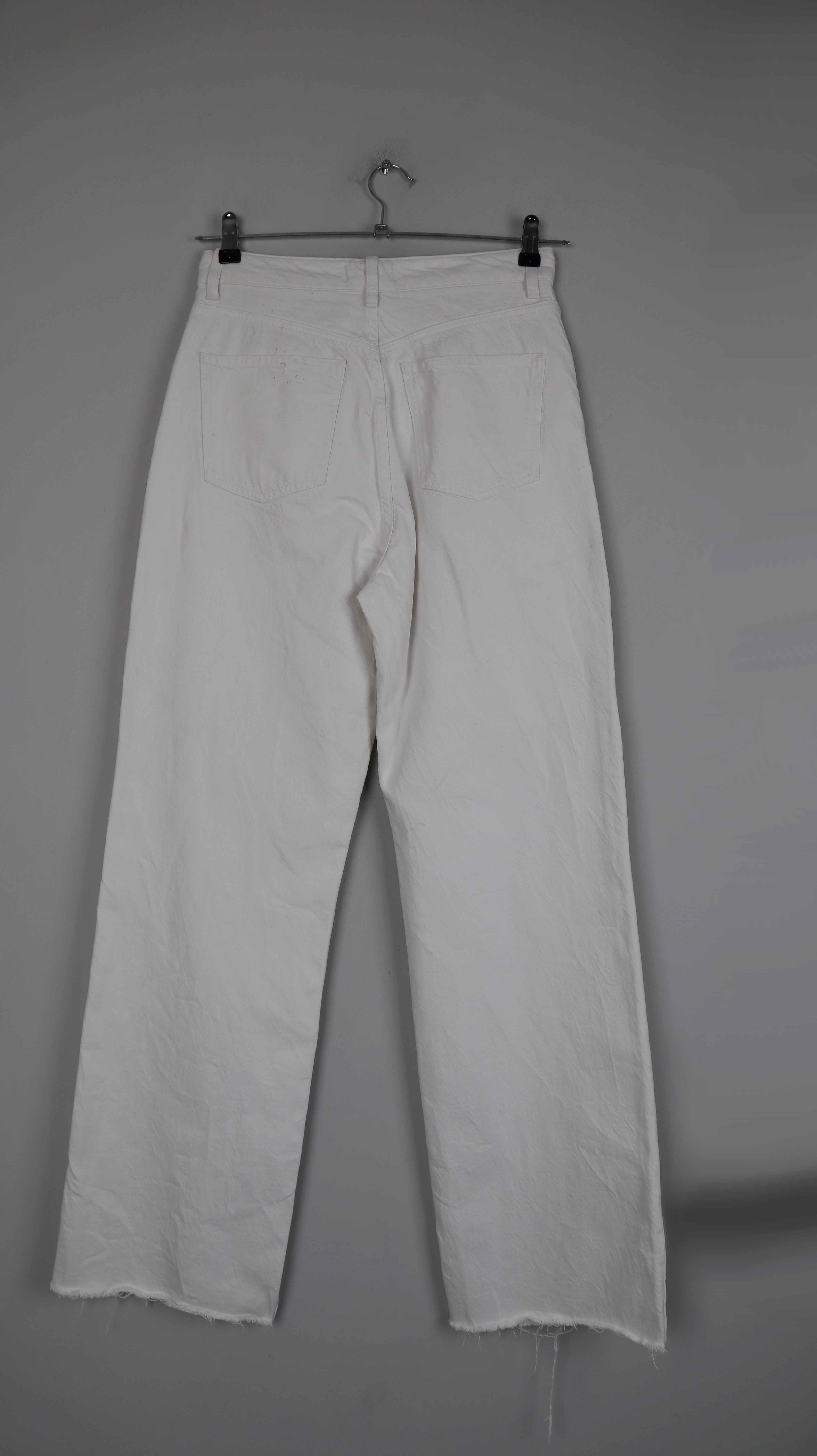 Zara Hose weiß 40 L basic einfabrig flared Jeans