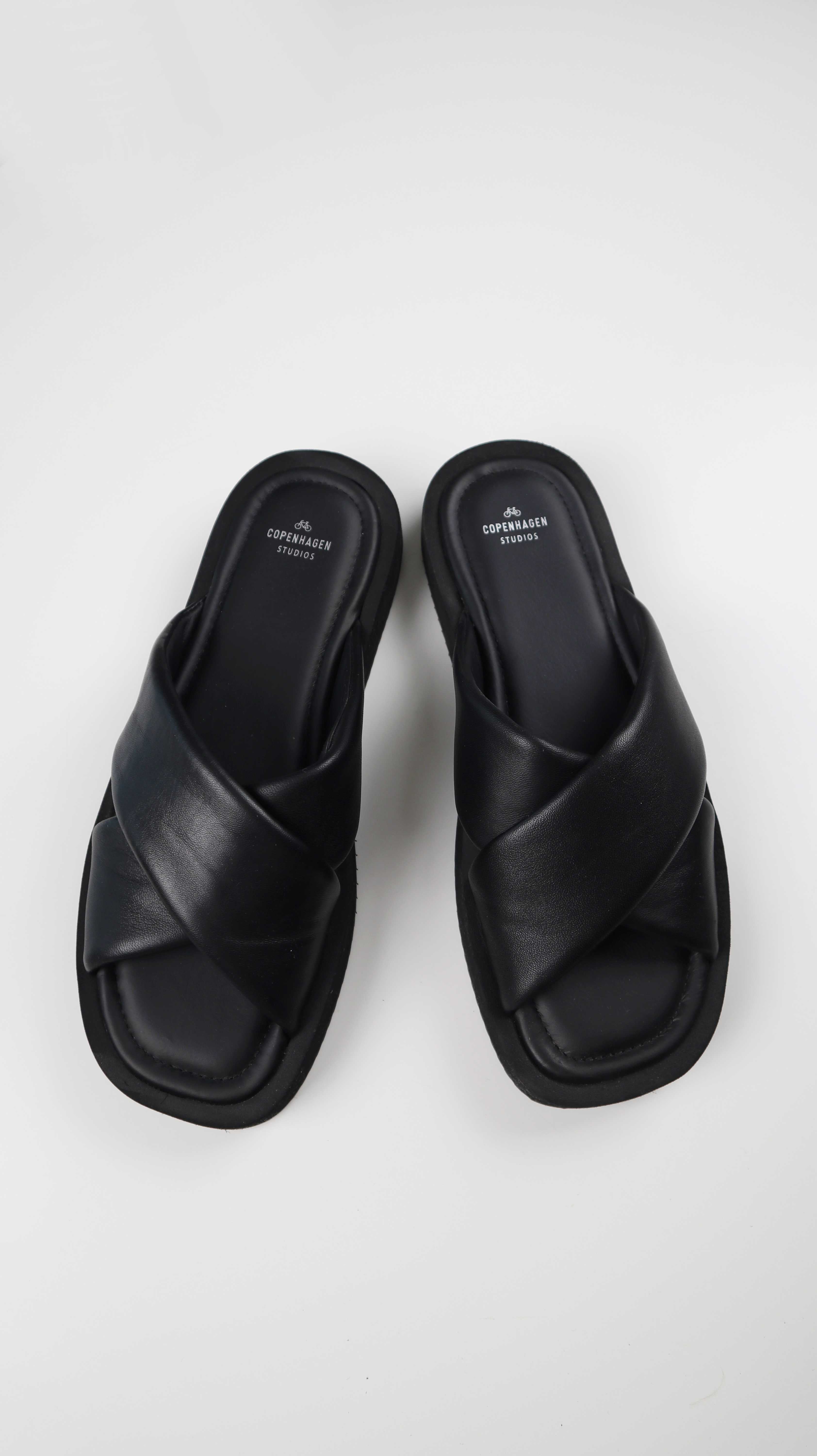 Copenhagen Studios Slipper Loafer Schwarz 40 Lederslipper Sandalen