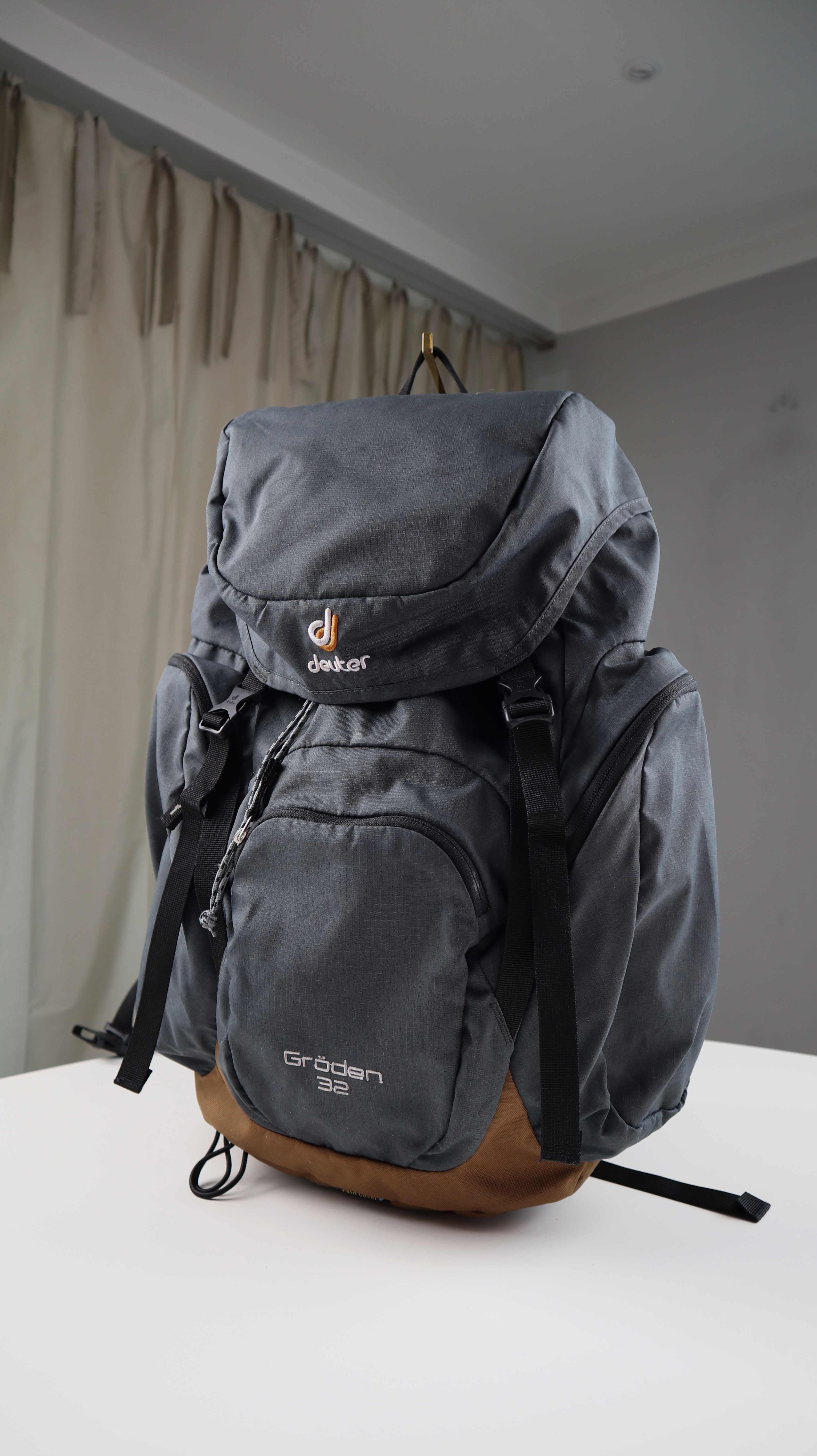 deuter unisex gröden 32 wanderrucksack Deuter Gröden 32 Rucksack Wanderrucksack Grau Braun Backpacker Tasche –  Handpicked pieces