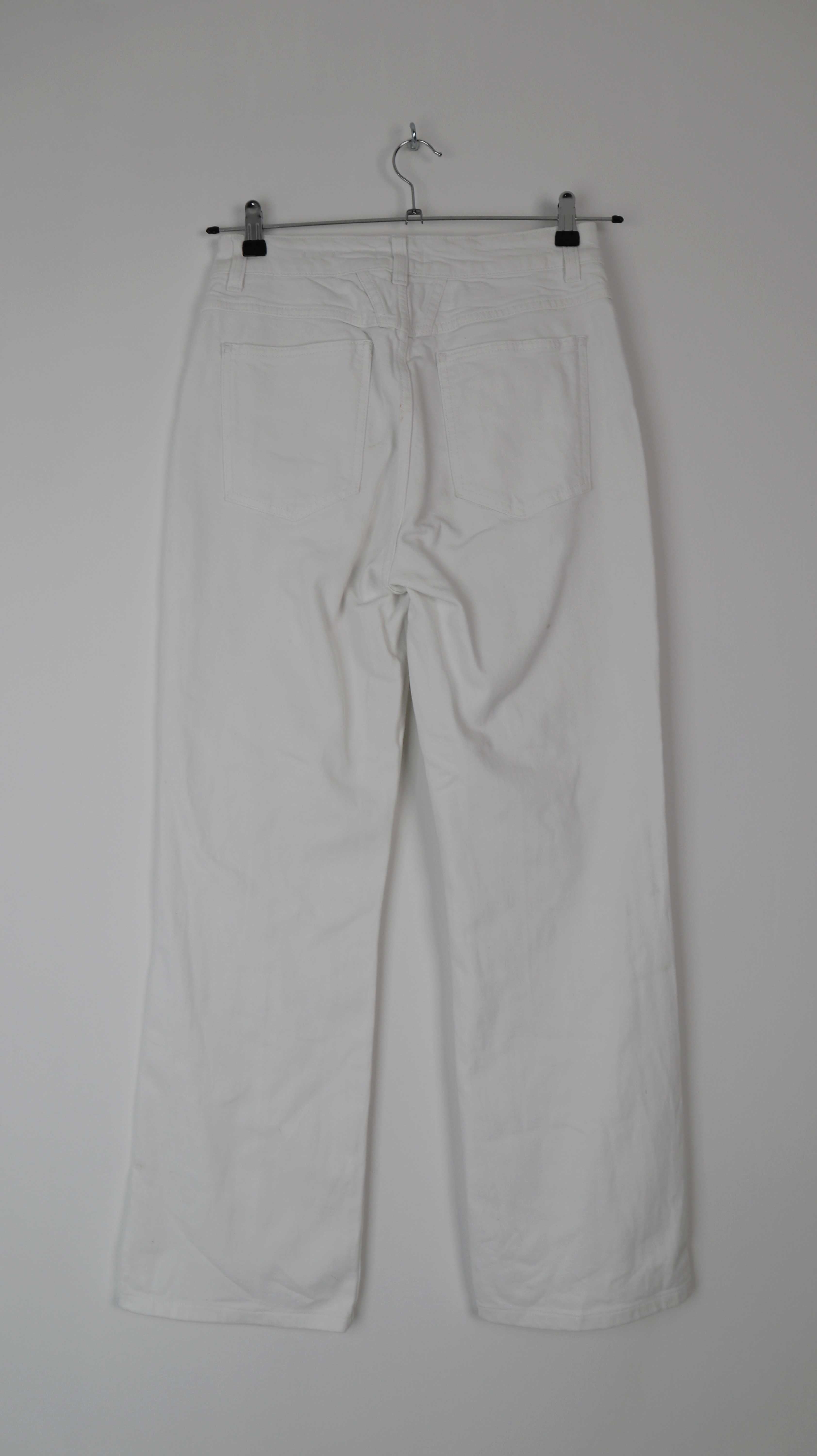 Closed Hose Leaf weiß 29 38 M straight leg Jeans weiss