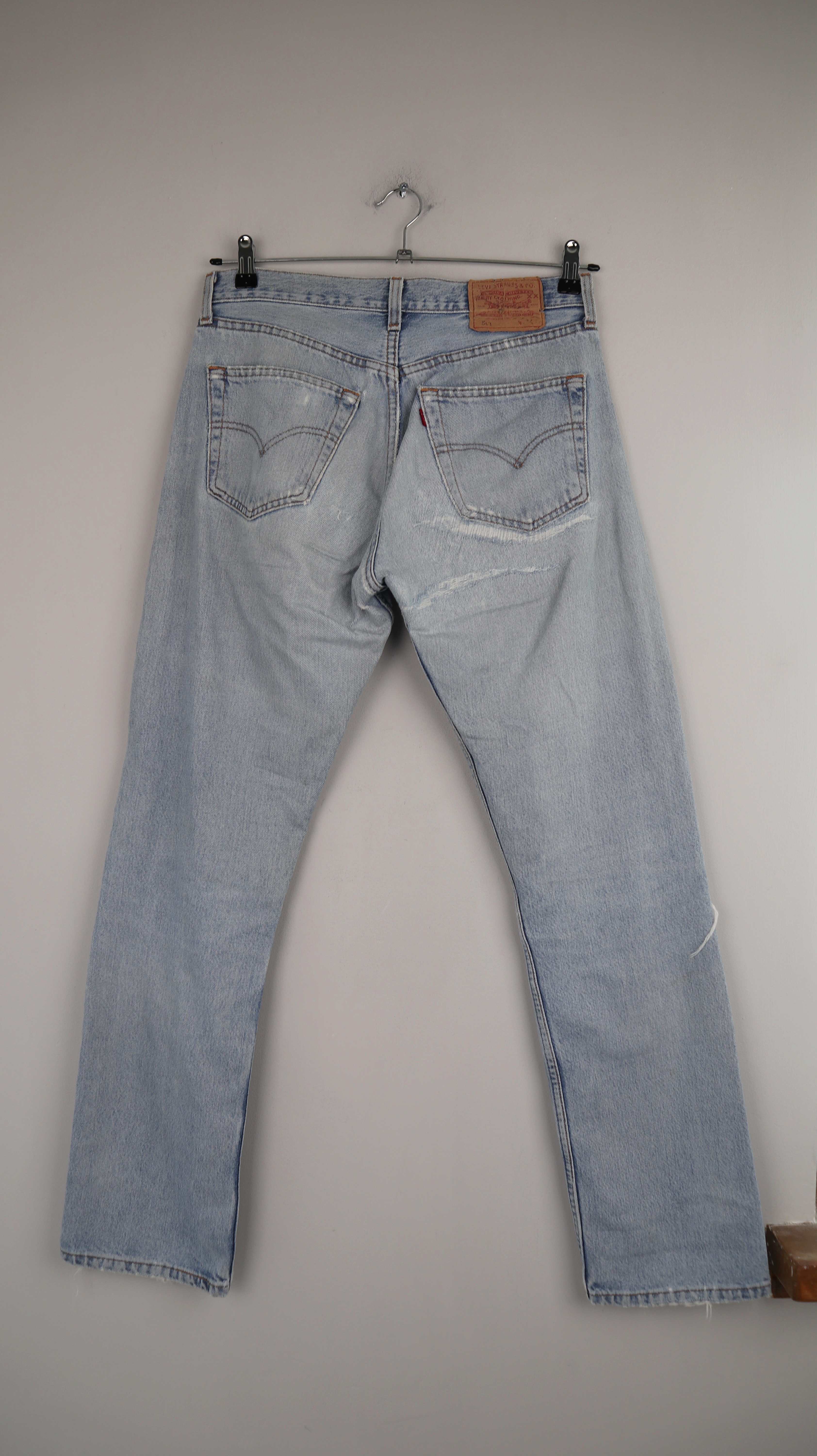 Levis Jeans Ripped W31 L32 blau denim straight leg hellblau