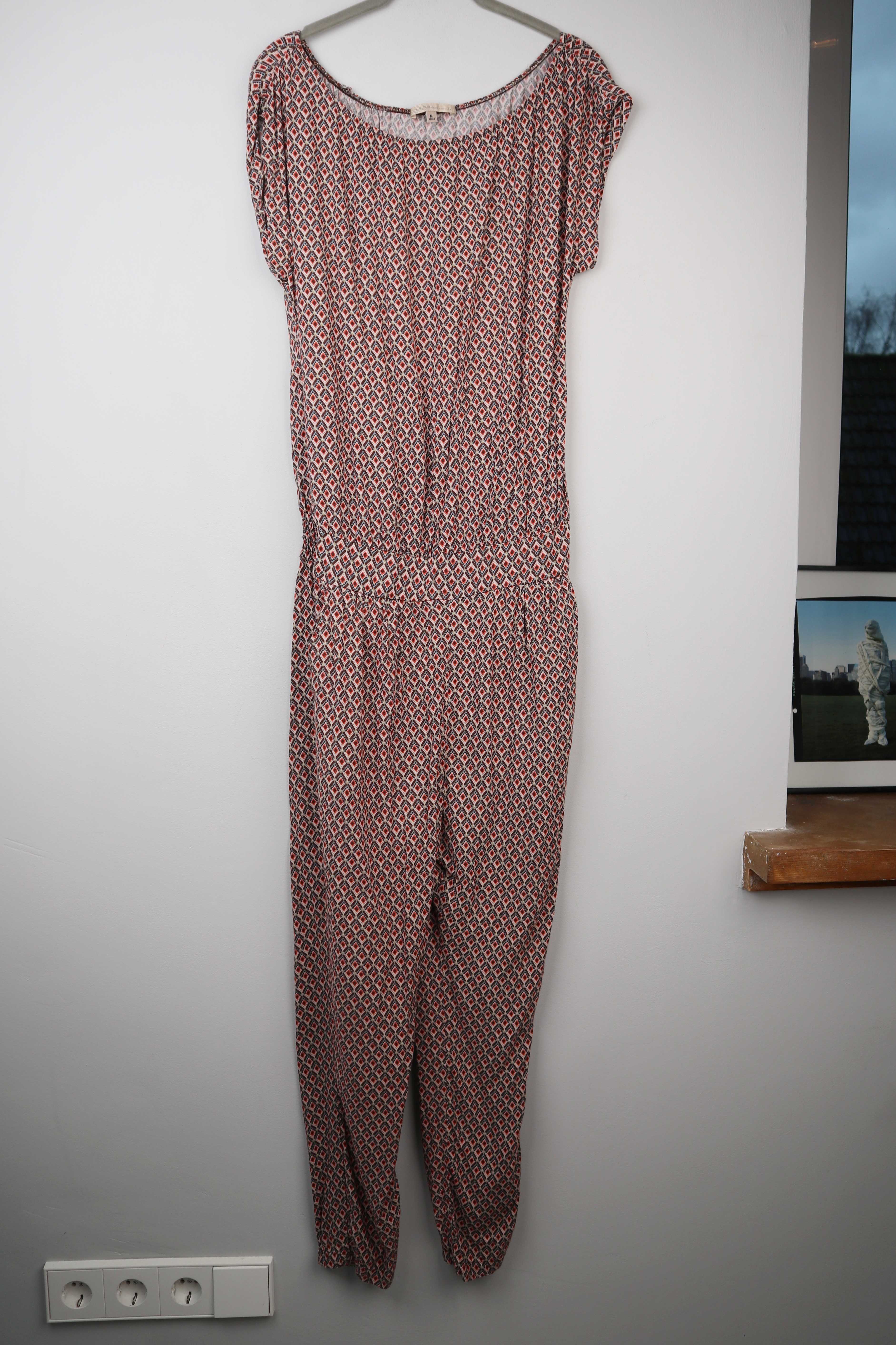 Bershka Overall Einteiler Rot 38 M Muster Ganzkörperanzug kurzärmlig