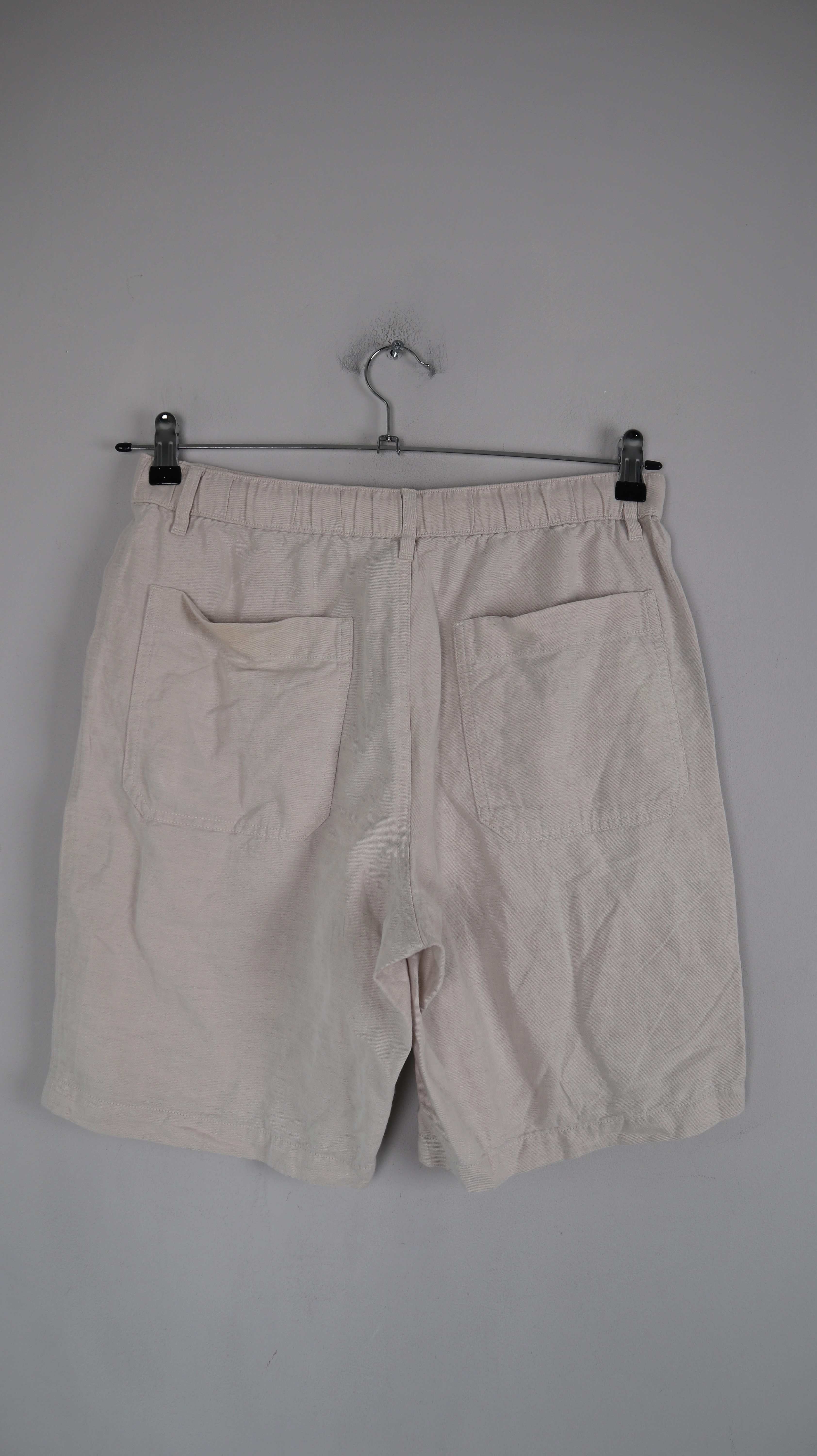 Uniqlo Shorts Beige S Leinen kurze Hose Creme