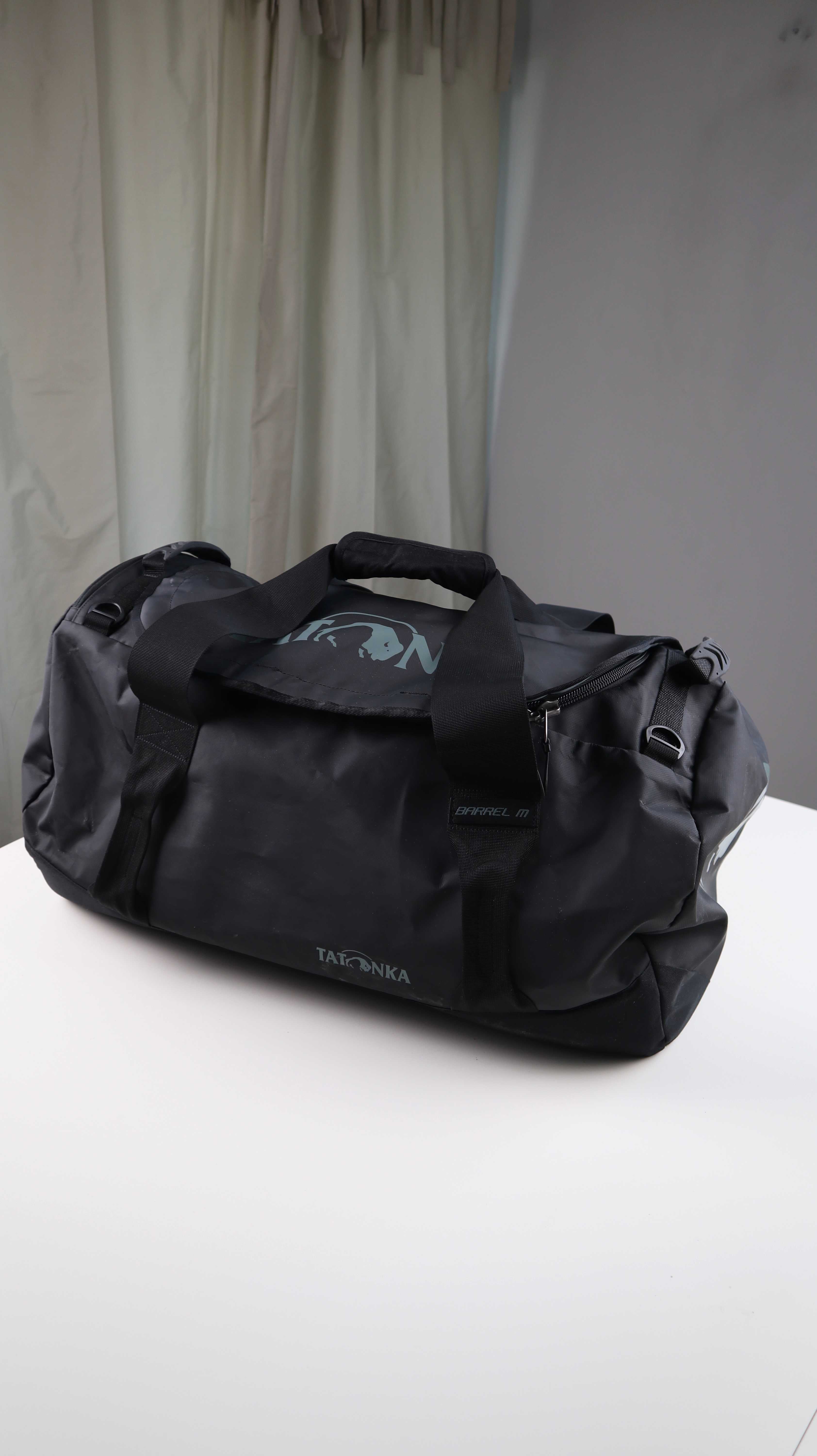 Tatonka Barrel Reisetasche Tasche schwarz Matt Weekender Sporttasche