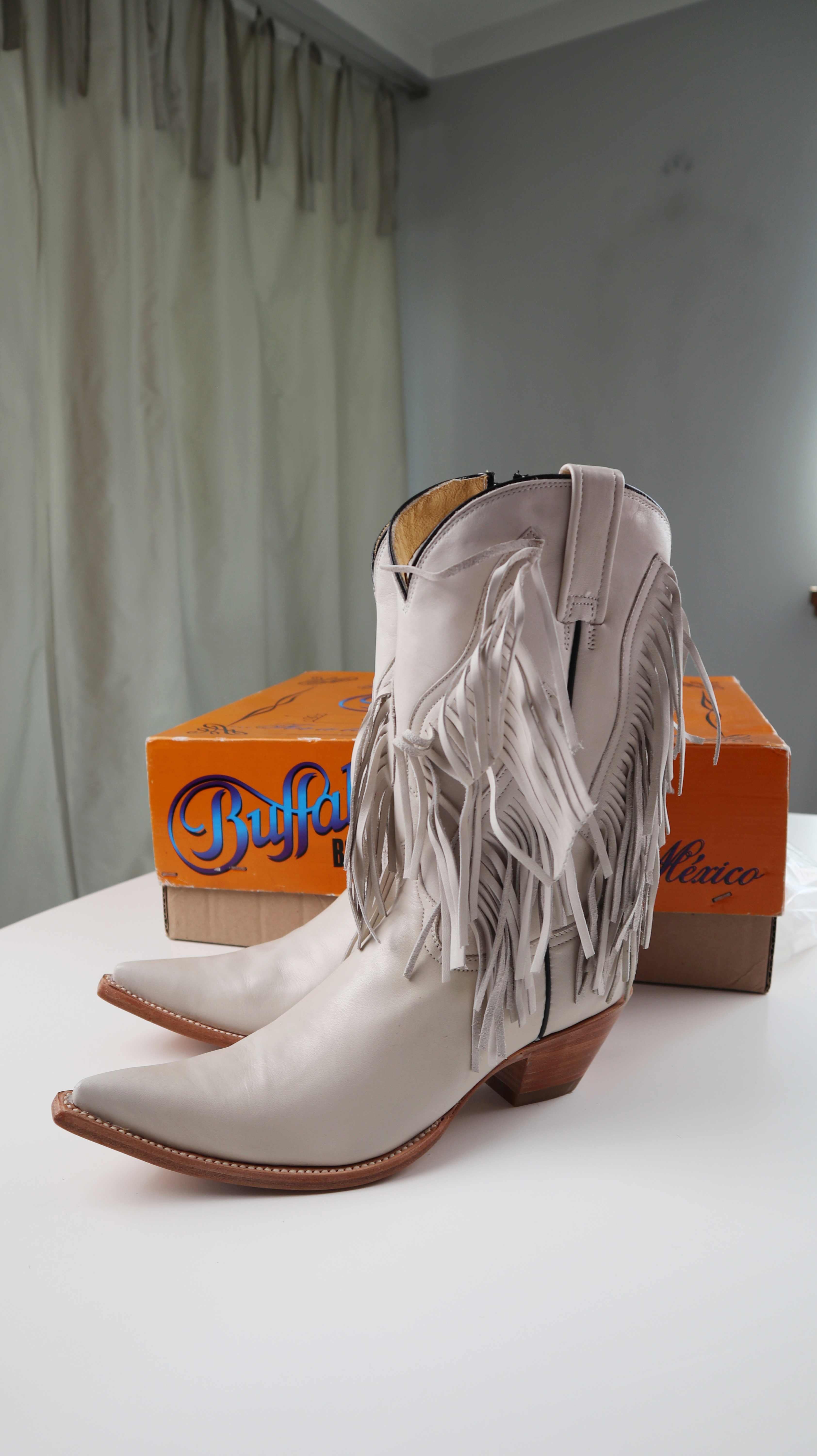 Buffalo Cowboystiefel Stiefel Neu Creme Spitz Lederstiefel 40 Fransen Fransenstiefel