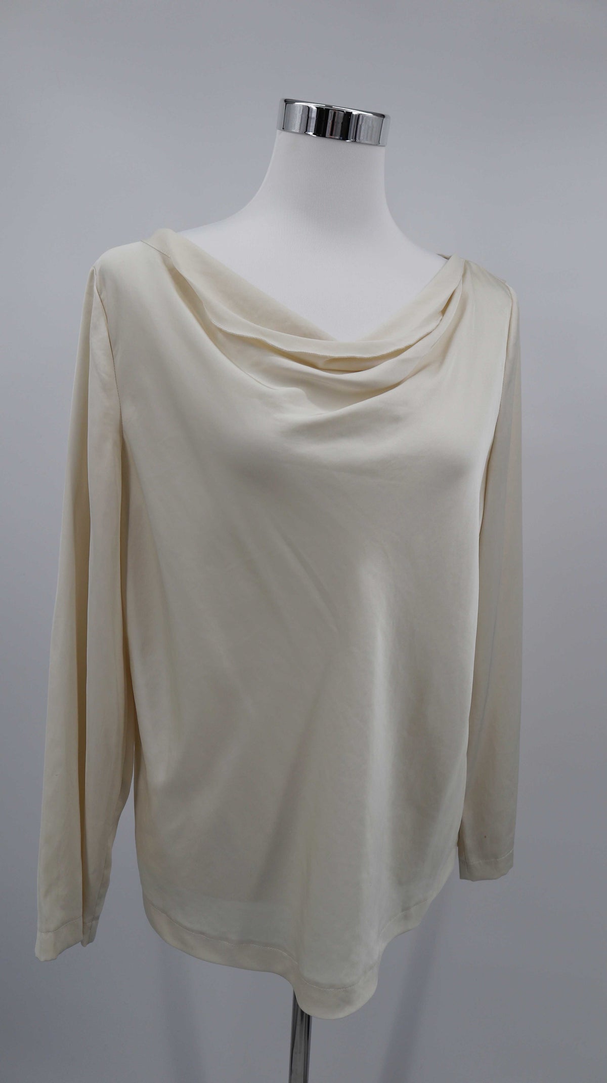 United Colors of Benetton Bluse Creme Beige 38 M Wasserfallausschnitt