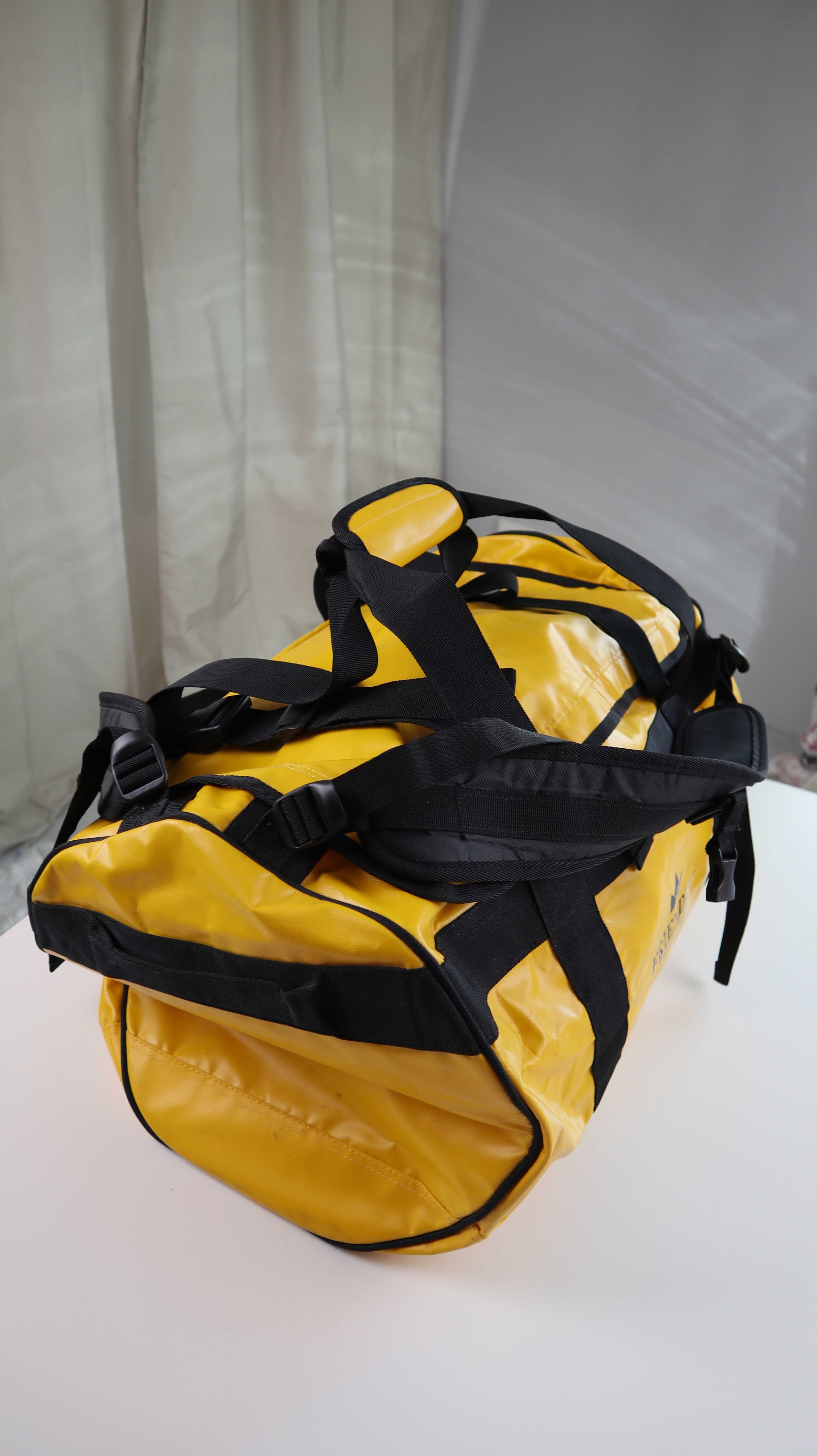 The Friendly Swede Reisetasche Weekender Gelb Schwarz Planentasche