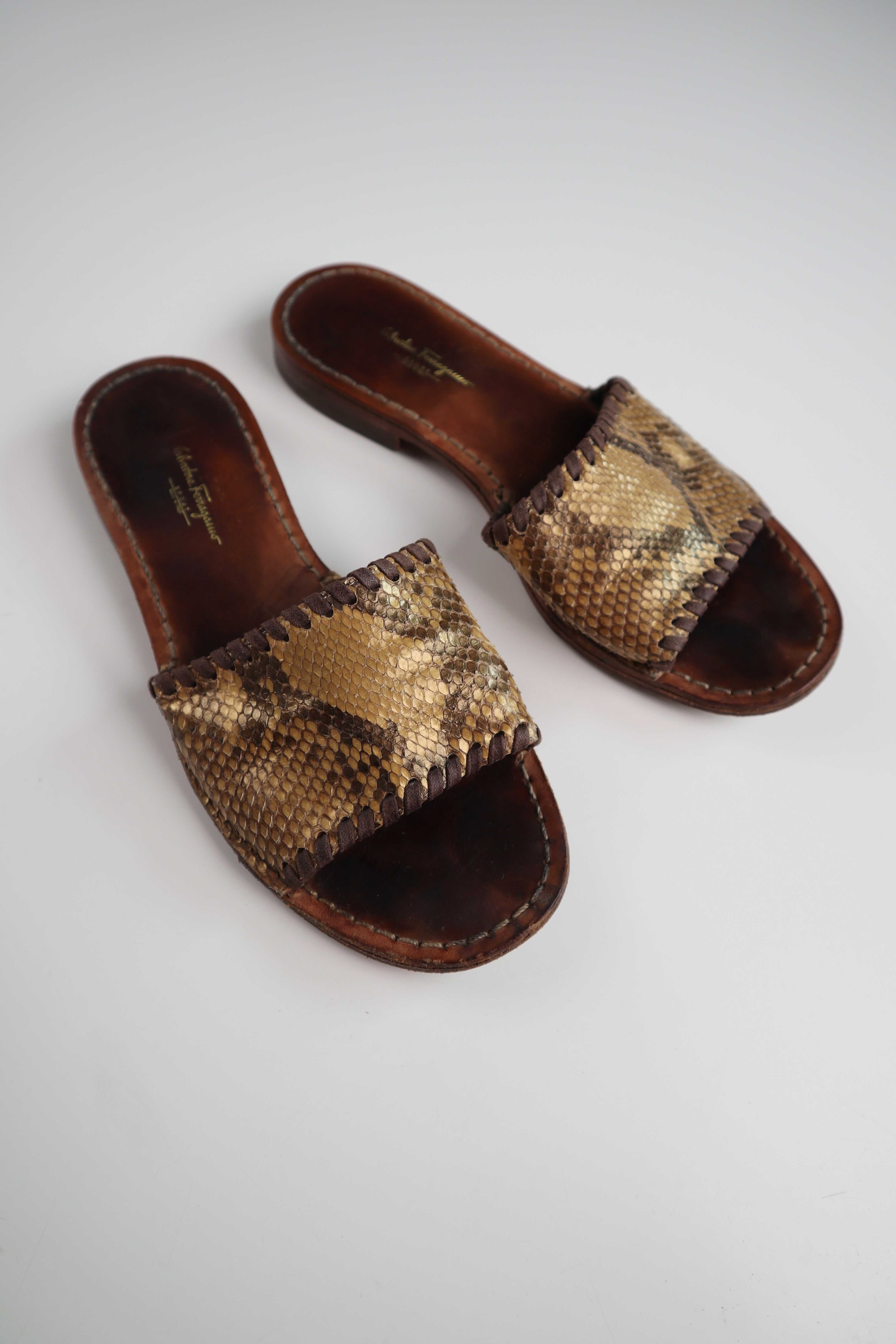 Salvatore Ferragamo Slipper Made in Italy Loafer Sandalen 39 6,5 Animal offen