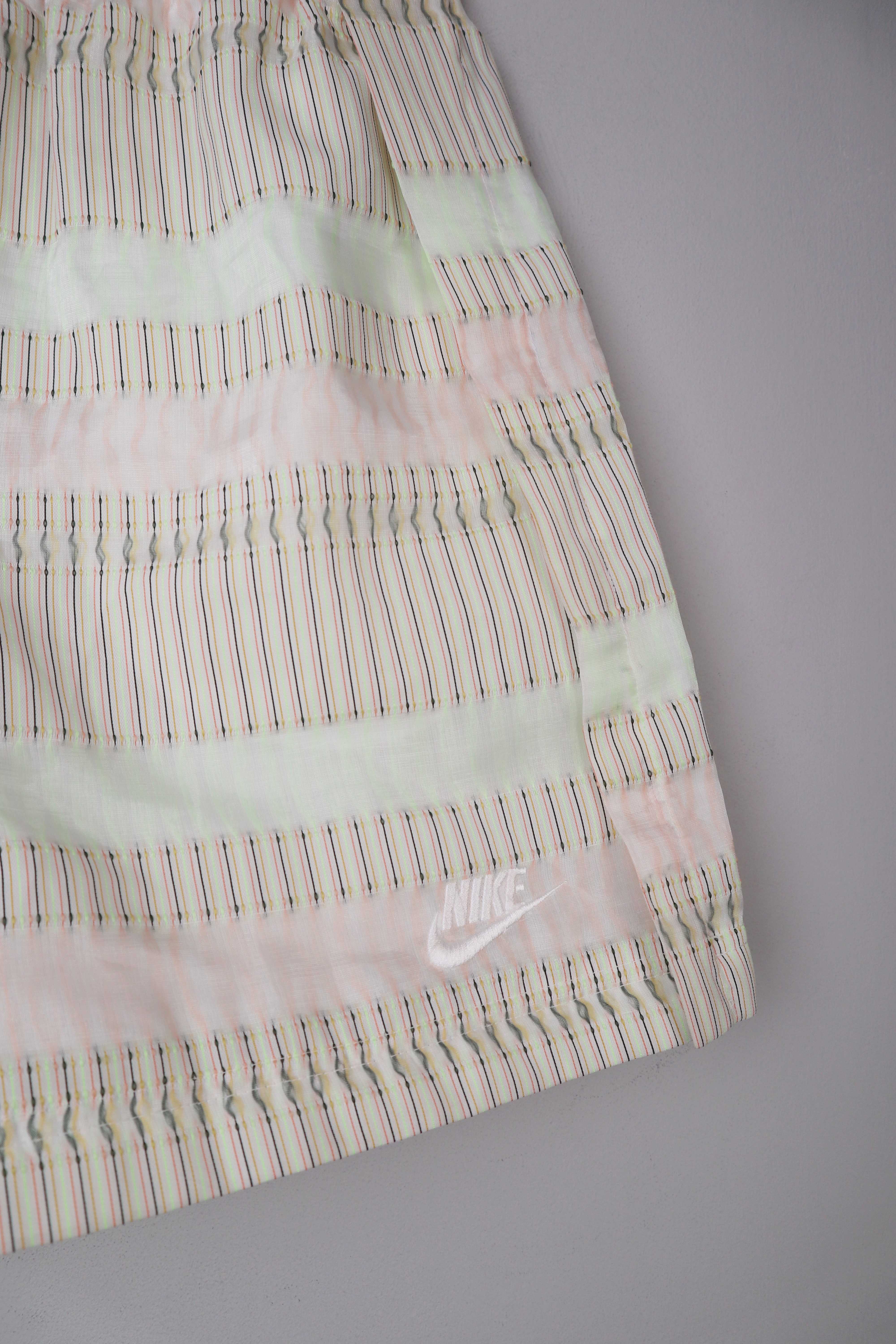 Nike Shorts Edition weiß kurze Hose 36 S gestreift Pastell