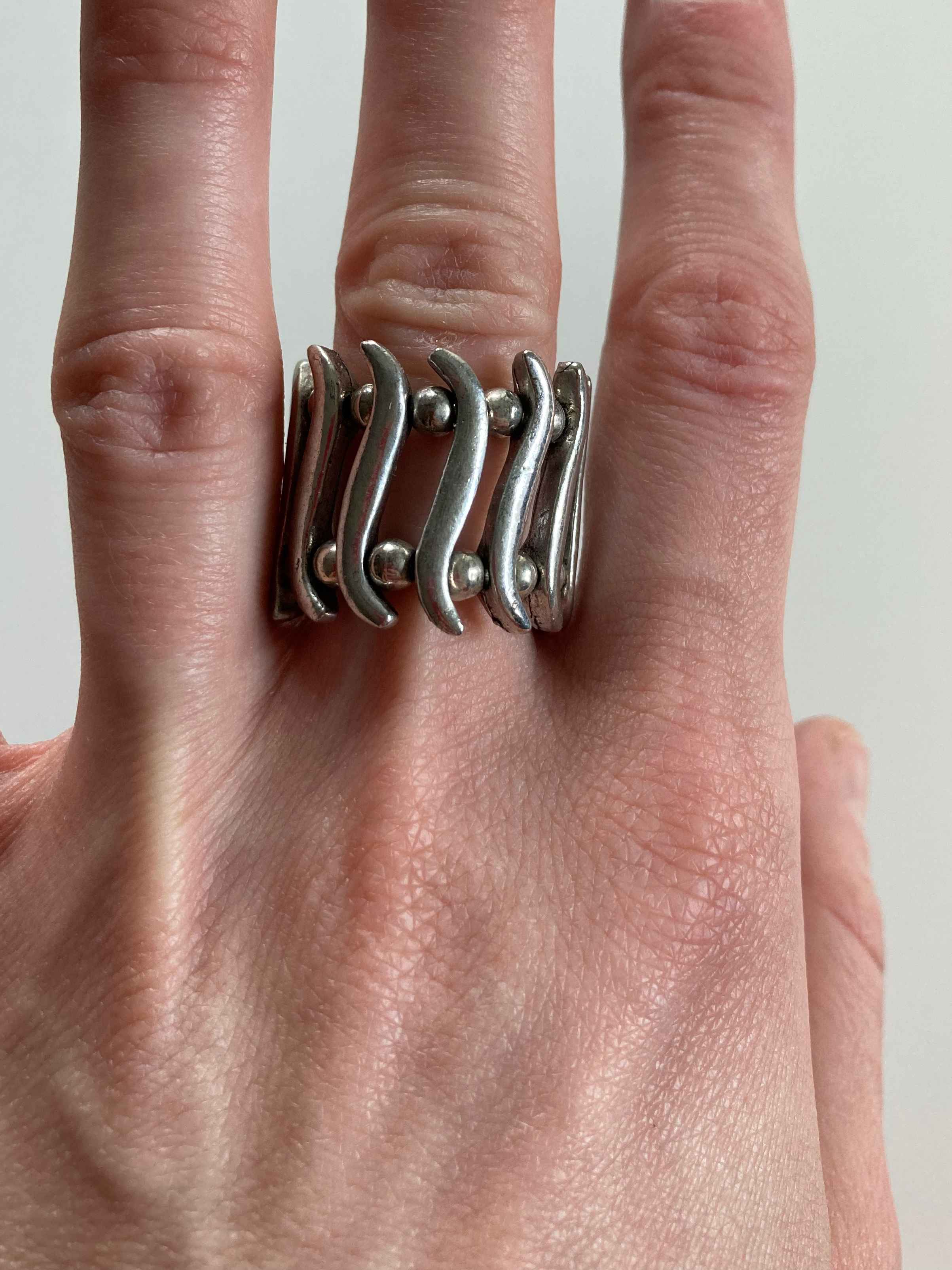 90s Ring silber waves chrom Perlen flexibel