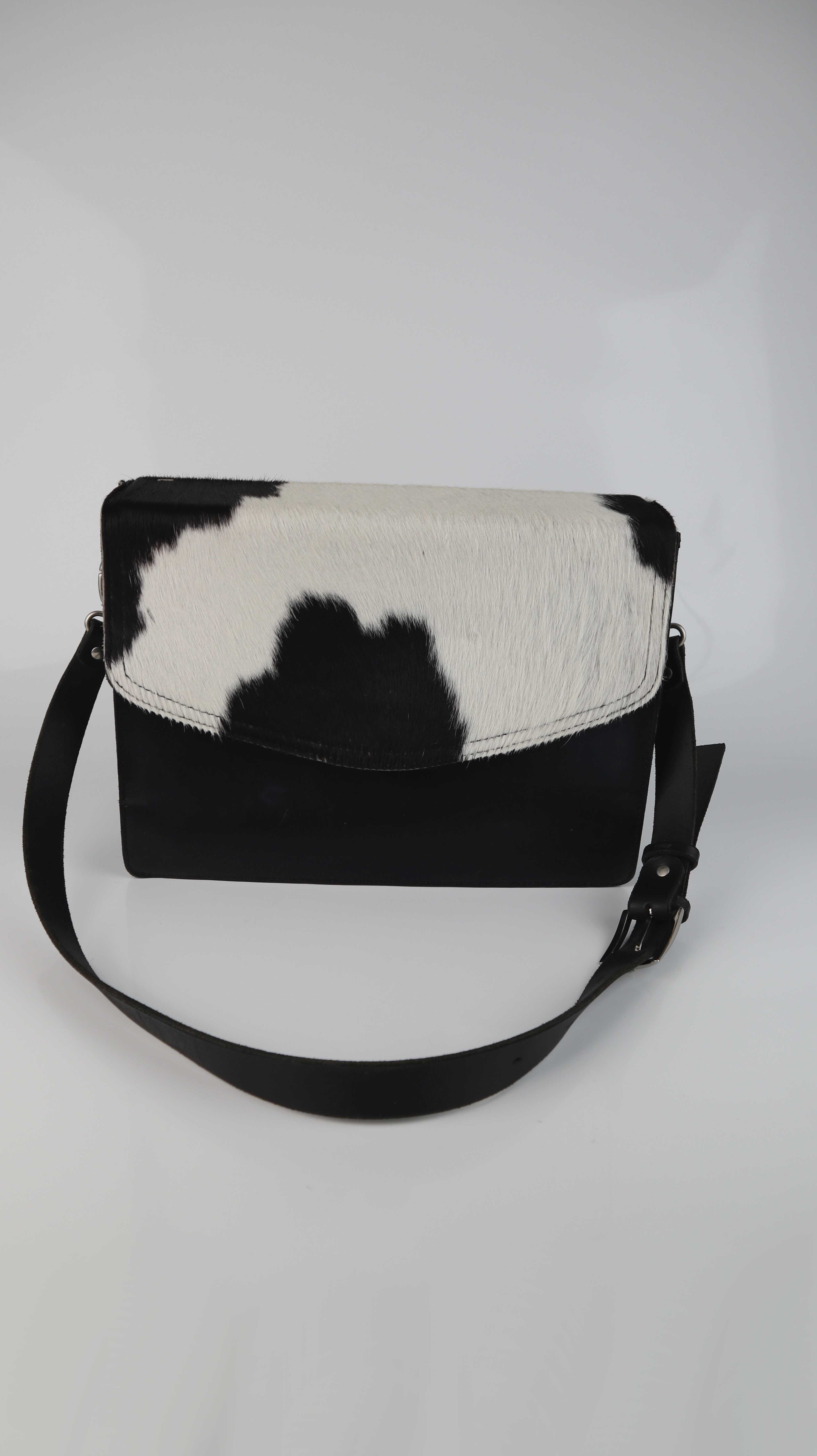 Schultasche Ledertasche Kuh Kuhtasche schwarz weiß Messengertasche