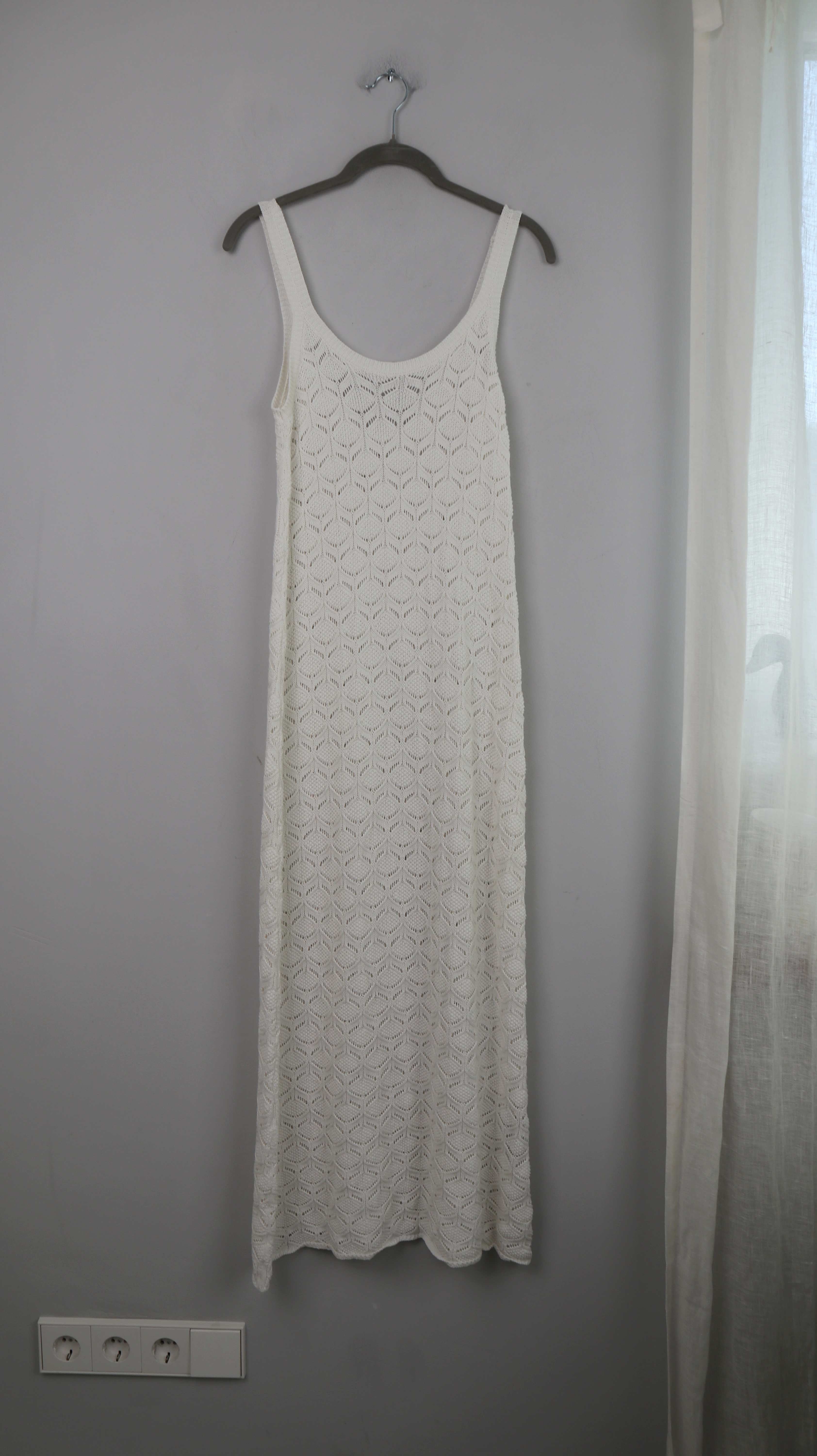 Oysho Kleid weiß Maxikleid lang gestrickt 36 S Maxi Sommerkleid gestrickt