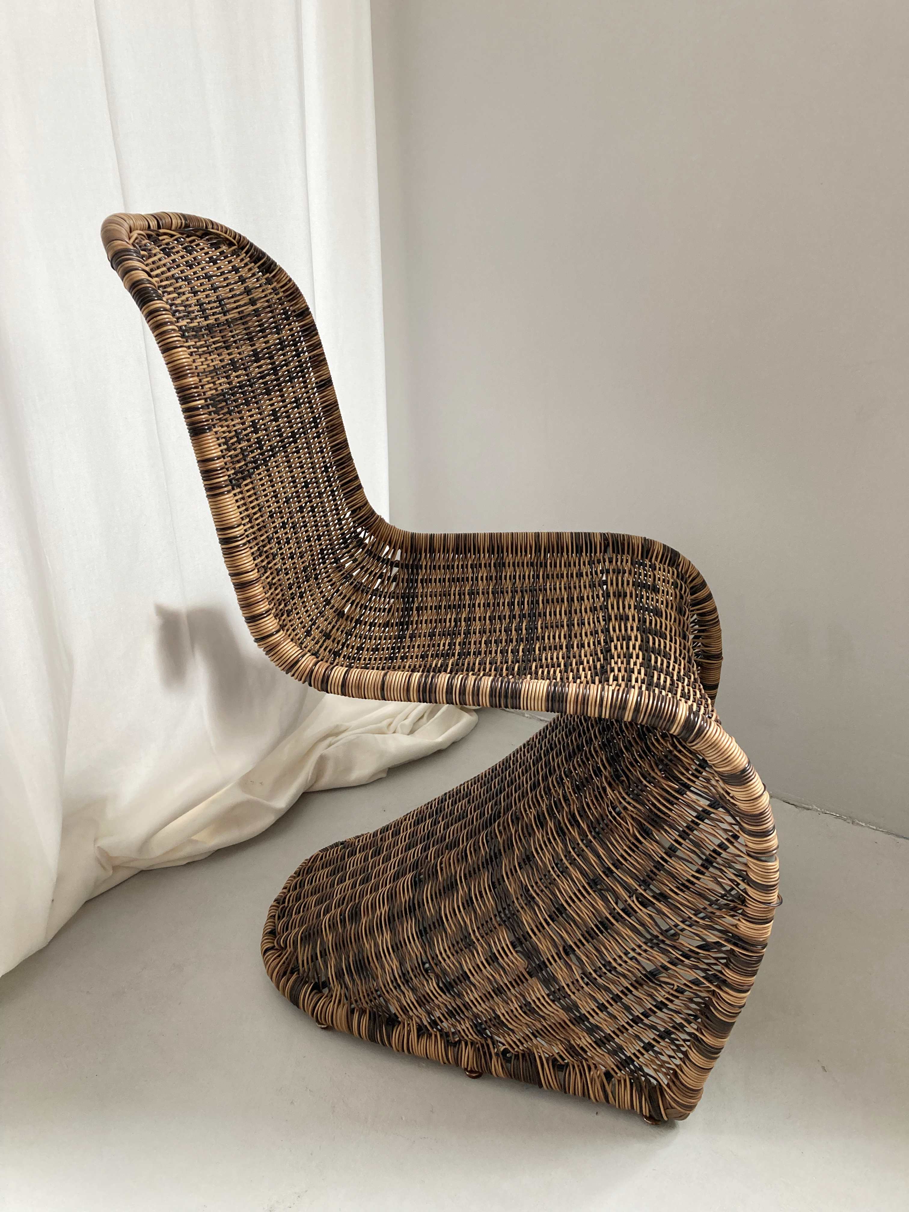 Freischwinger Stuhl geflochten Rattan Stuhl Korbstuhl braun Beige Outdoorstuhl