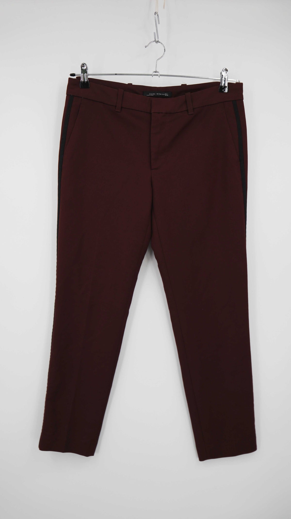 Zara Women Hose Rot Bordeaux 40 L dunkelrot slim Stifthose
